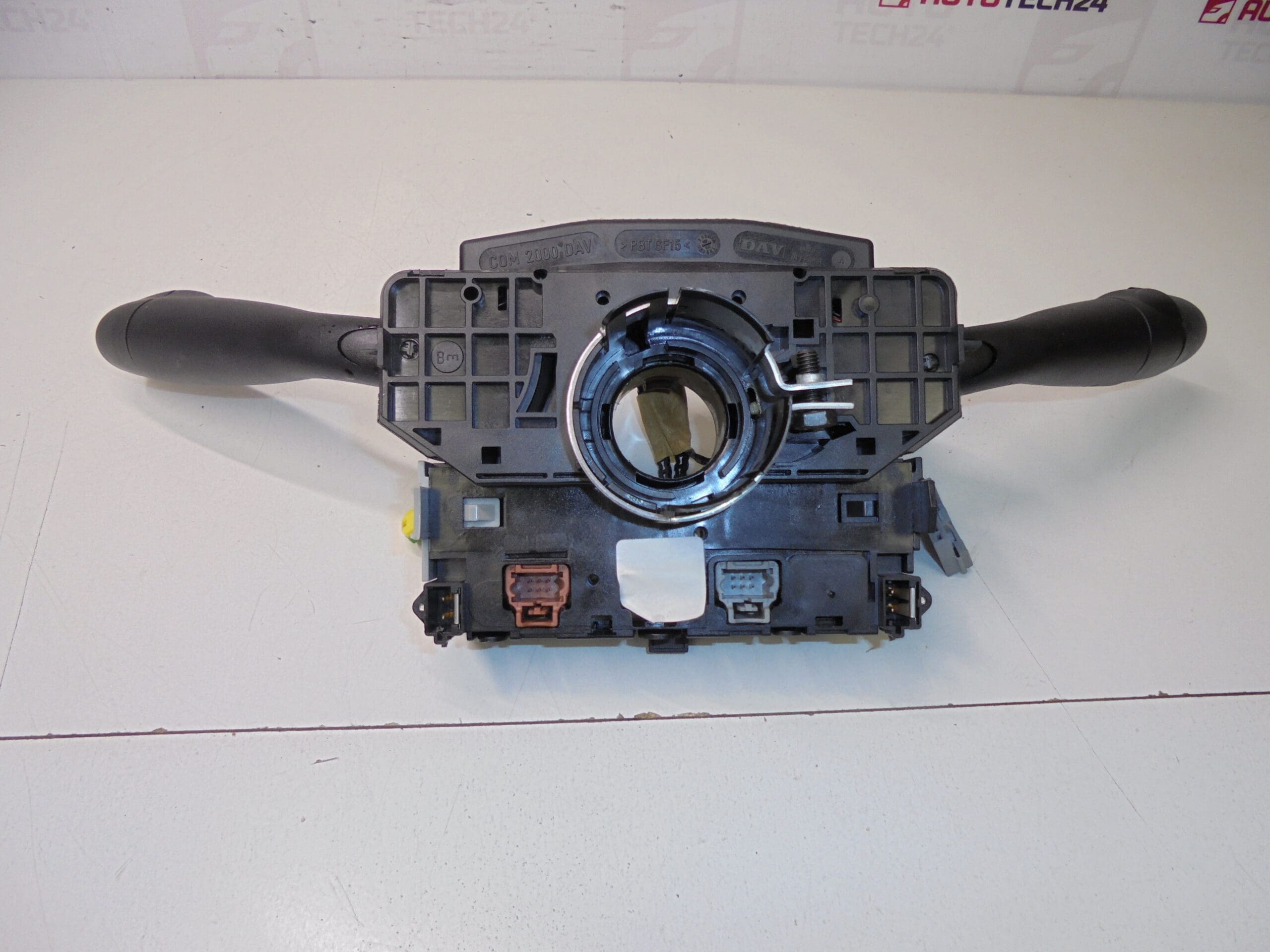 Ovládače Citroën Peugeot 96605679XT 6239Q1