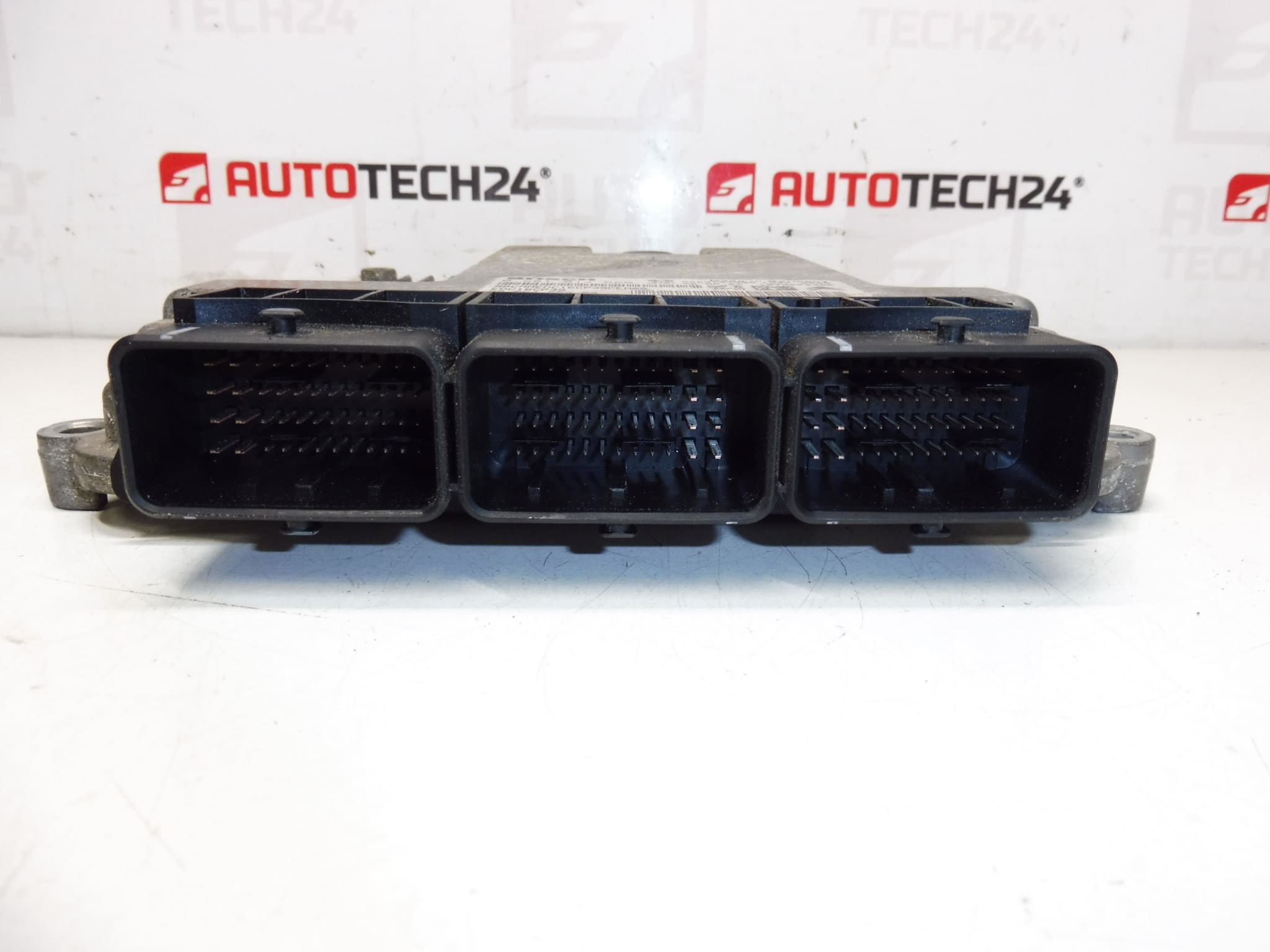 Bosch EDC16CP39 9665465280 0281013666 1943F2 – Obrázok 2