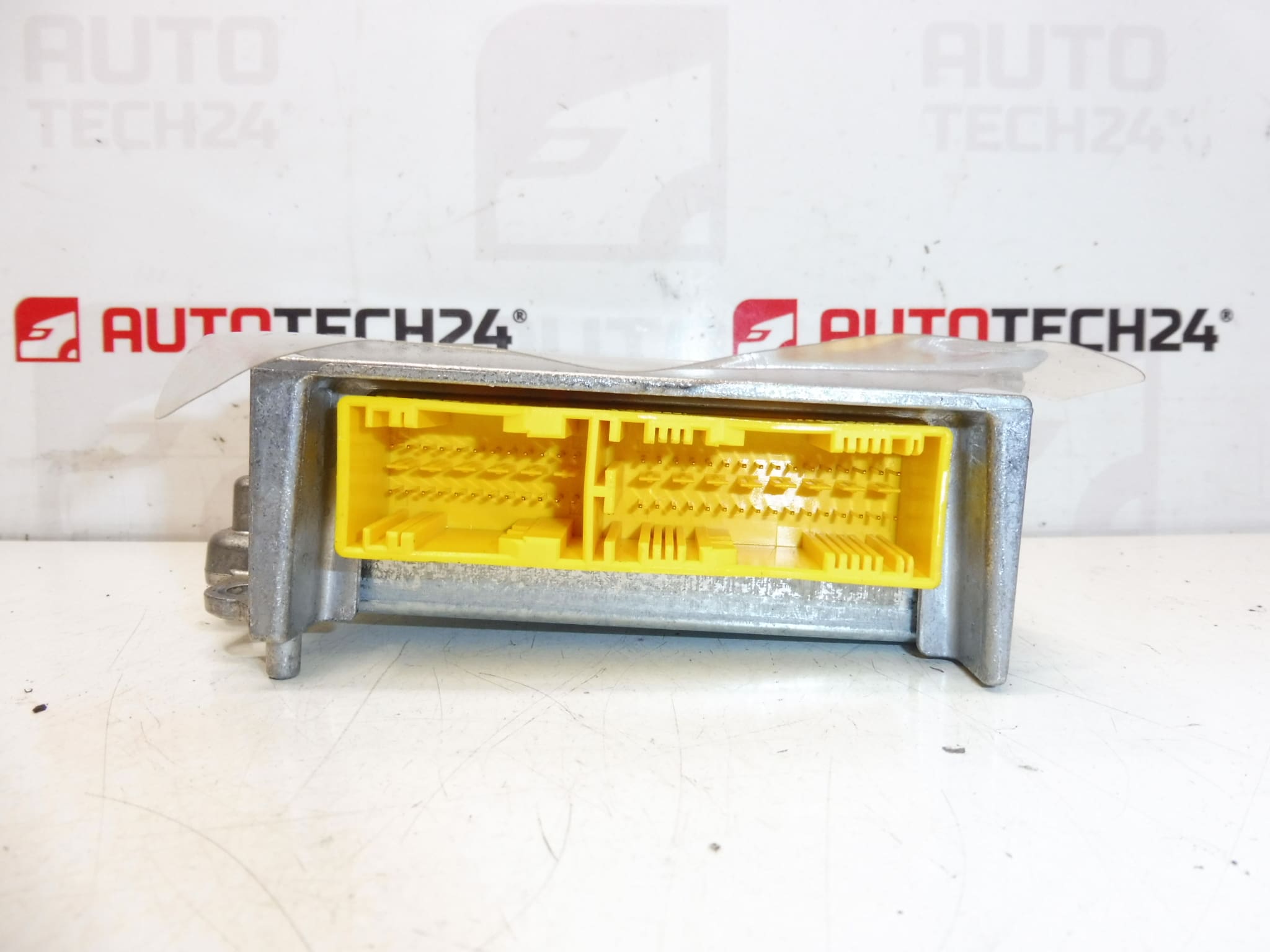 Citroën C-Crosser Peugeot 4007 P8635A053 6546Y666 – Obrázok 2