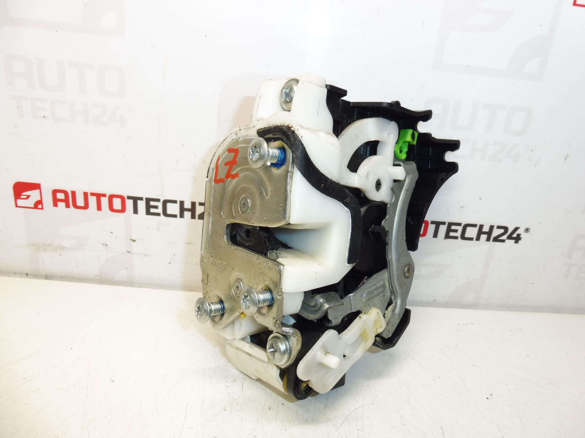 Zámok ľavých zadných dverí Citroën C-Crosser / Peugeot 4007 9137N0 – Obrázok 2