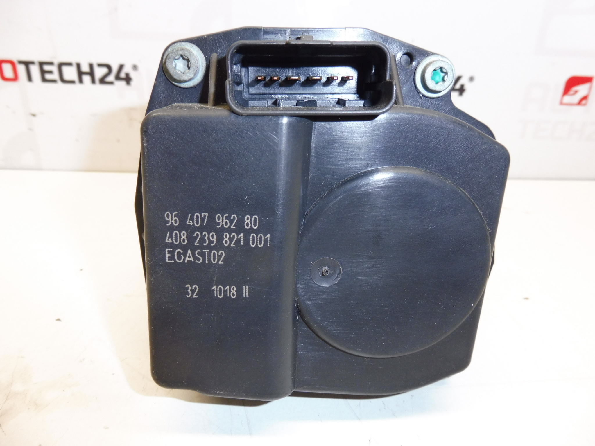 Škrtiaca klapka Citroën Peugeot 9640796280 1635R8