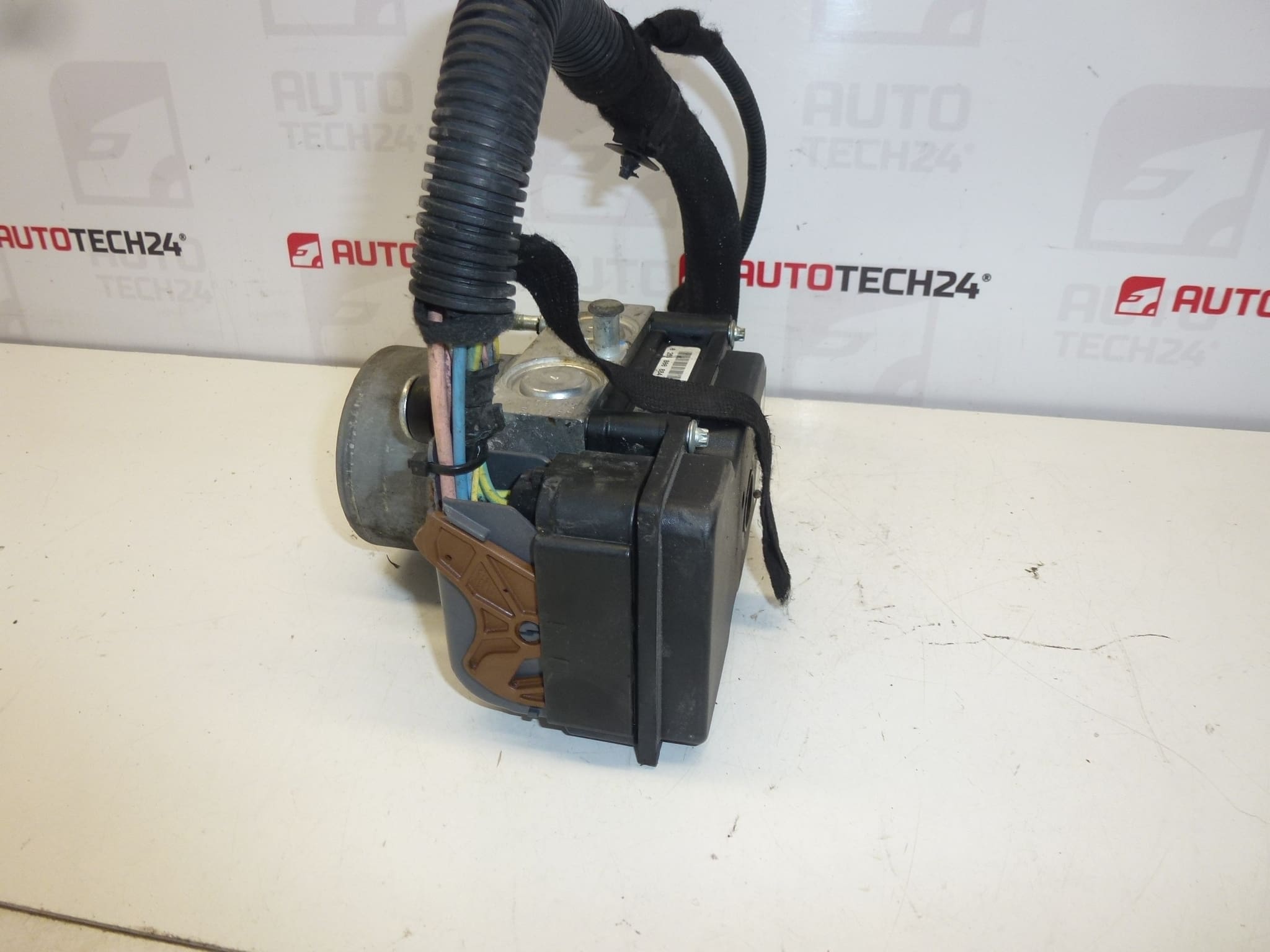 ABS ESP Bosch 9666093180 0265800884 9660107180 4541LF 4541LG – Obrázok 2