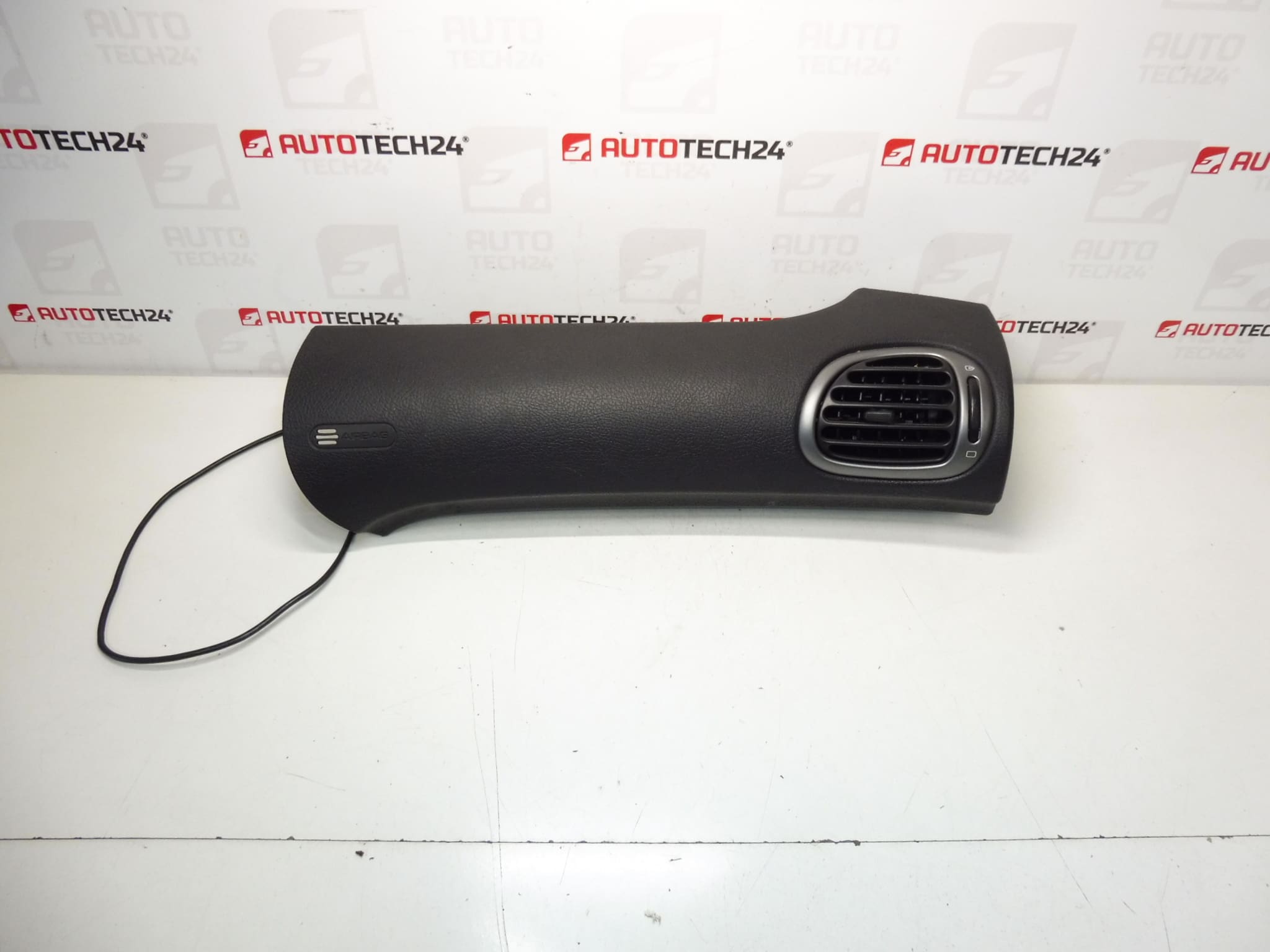 Airbag spolujazdca Peugeot 206 9683503180 8226TS