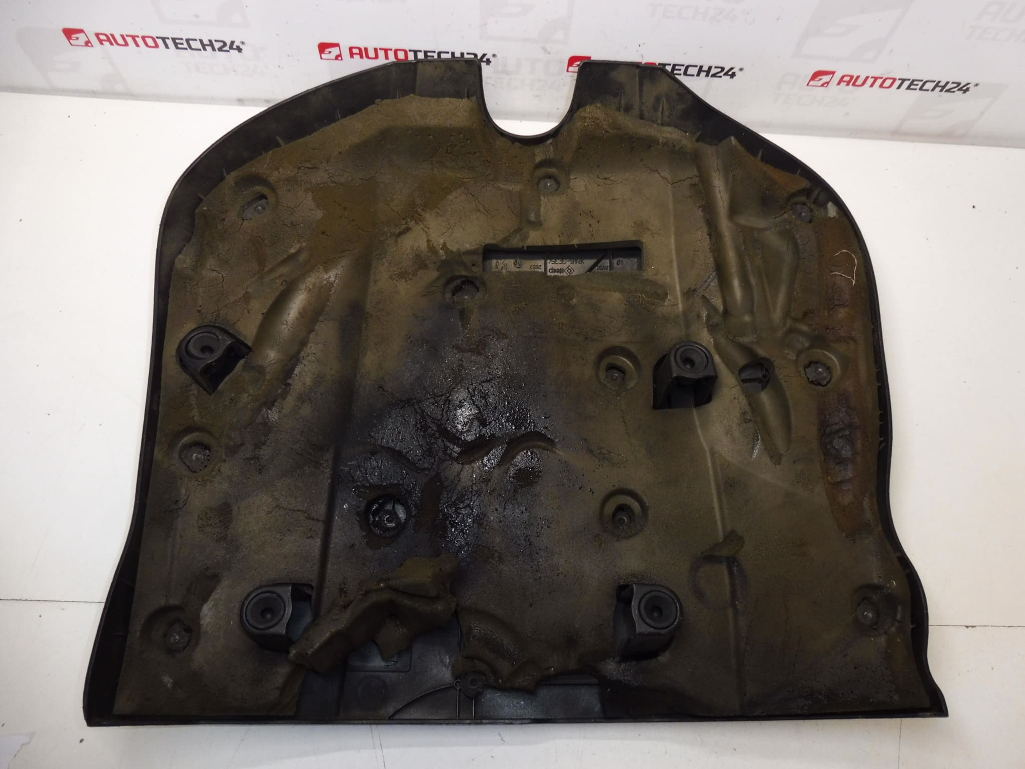 Kryt motora 2.2 HDI Citroen C-Crosser 9682121680 9682120380 0137A1 – Obrázok 2