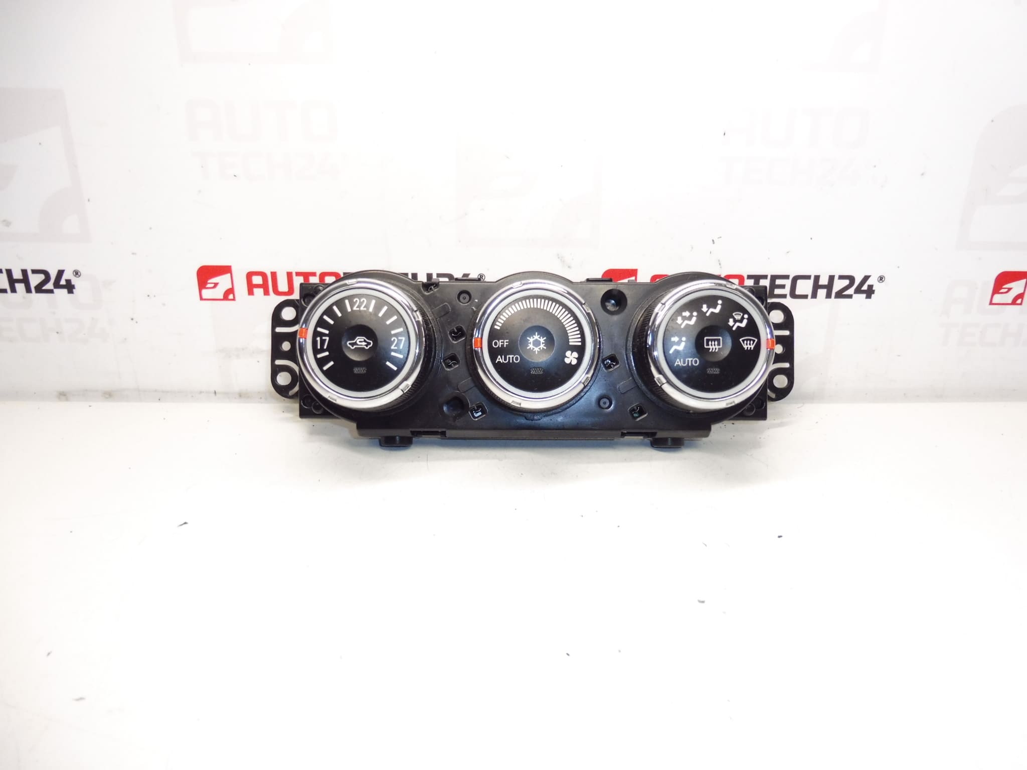 Ovládanie zahrievania a klimatizácia Citroën Peugeot 7820A115XC 6452G7