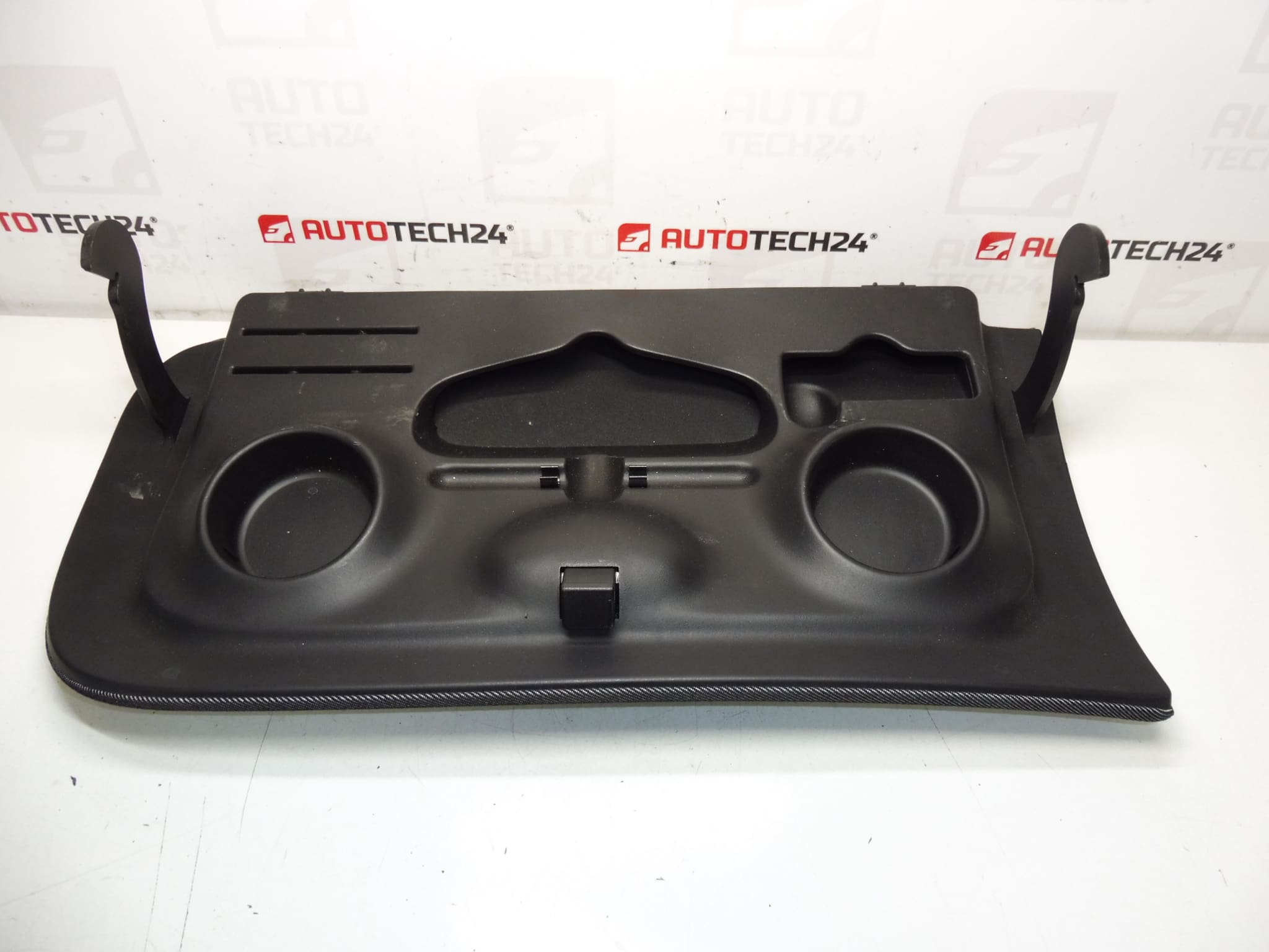 Peugeot 206 veko príručnej skrinky 96841349CY 8218VH – Obrázok 2