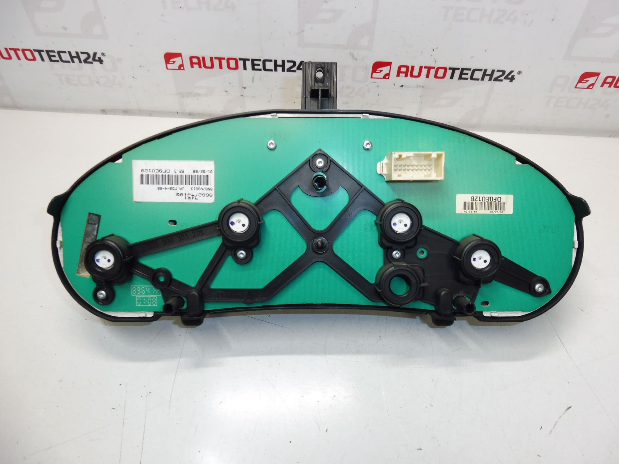 Tachometer Citroën Peugeot Kilometer 151000 km 9662745180 6105V8 – Obrázok 2