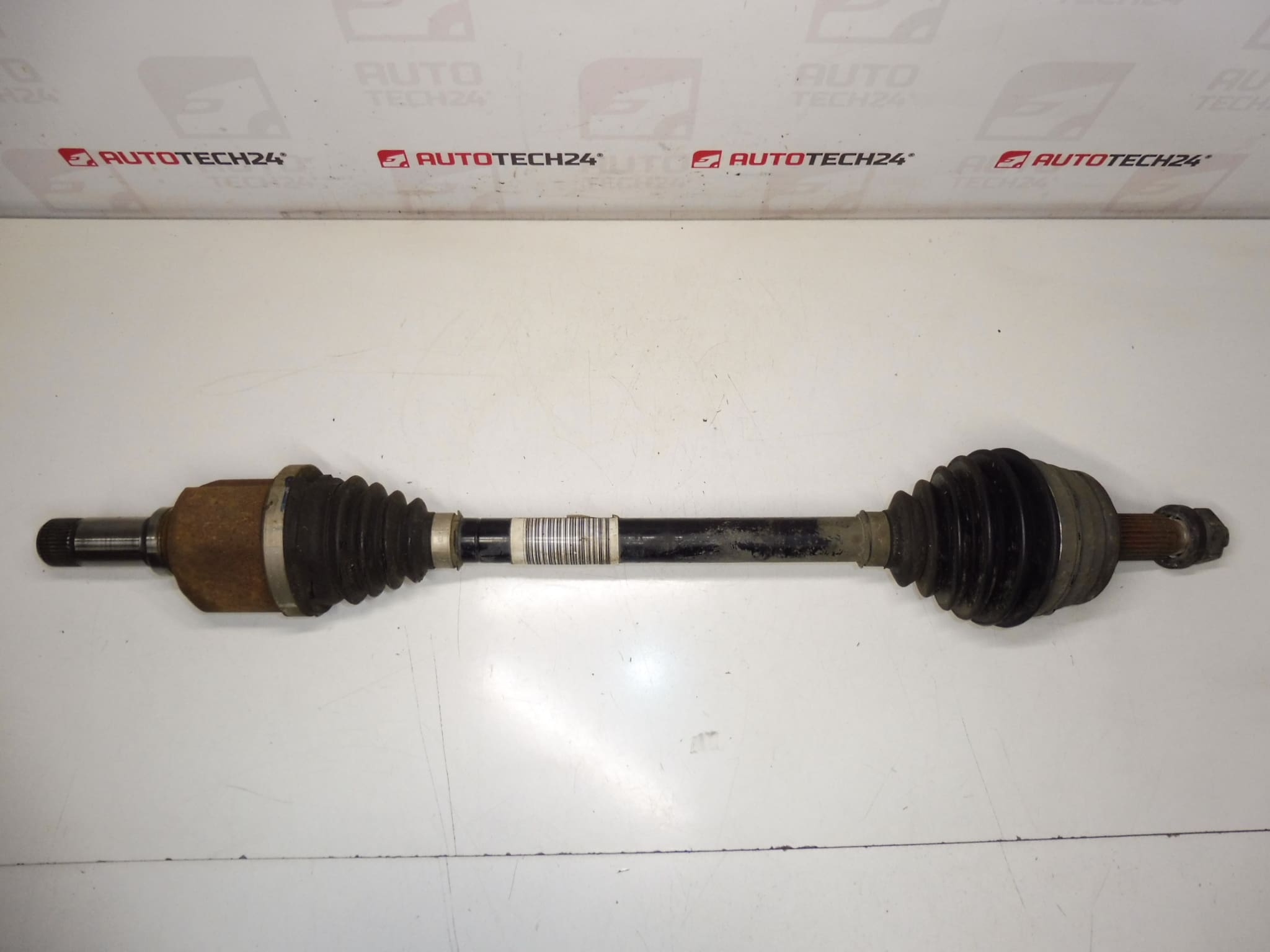 Ľavá polonáprava Citroën Peugeot 9809149380 1611621080 – Obrázok 2