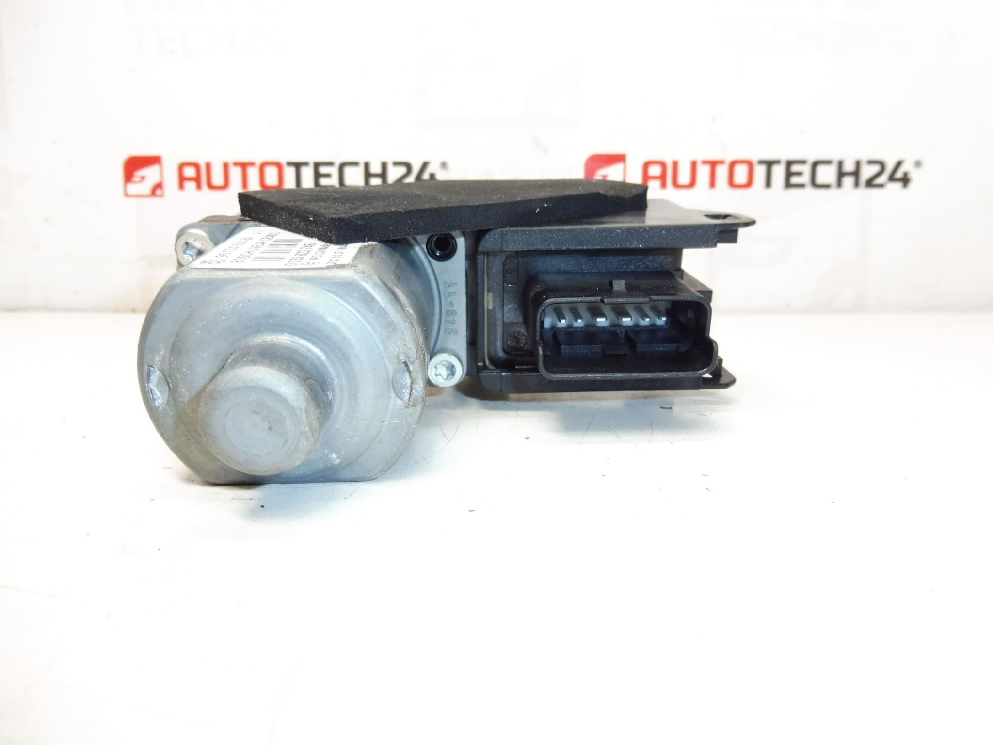 Peugeot 308 Motor sťahovania ľavého zadného okna 9675466480 – Obrázok 2