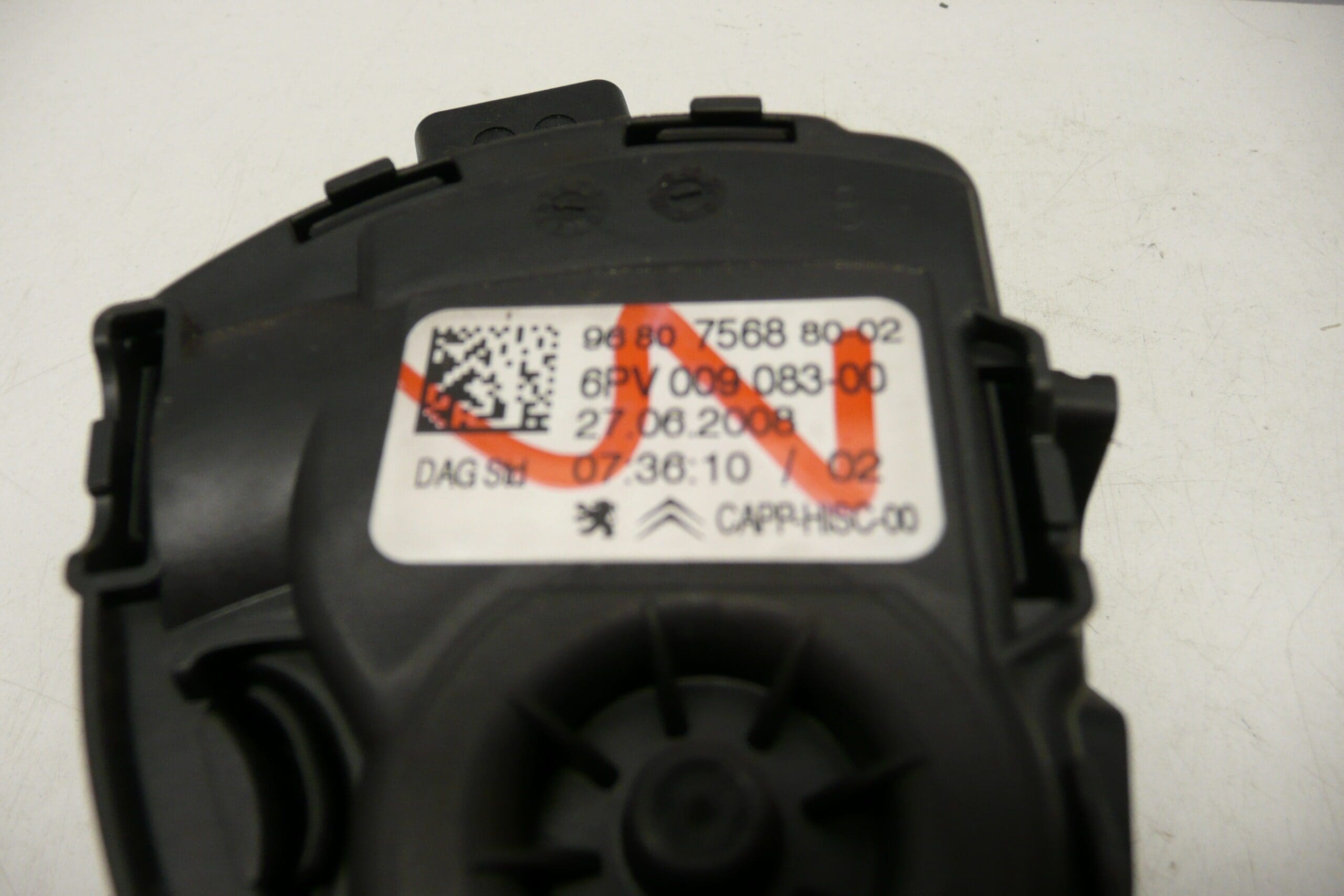 Plynový pedál HELLA Citroën Peugeot 9680756880 1601AW – Obrázok 2