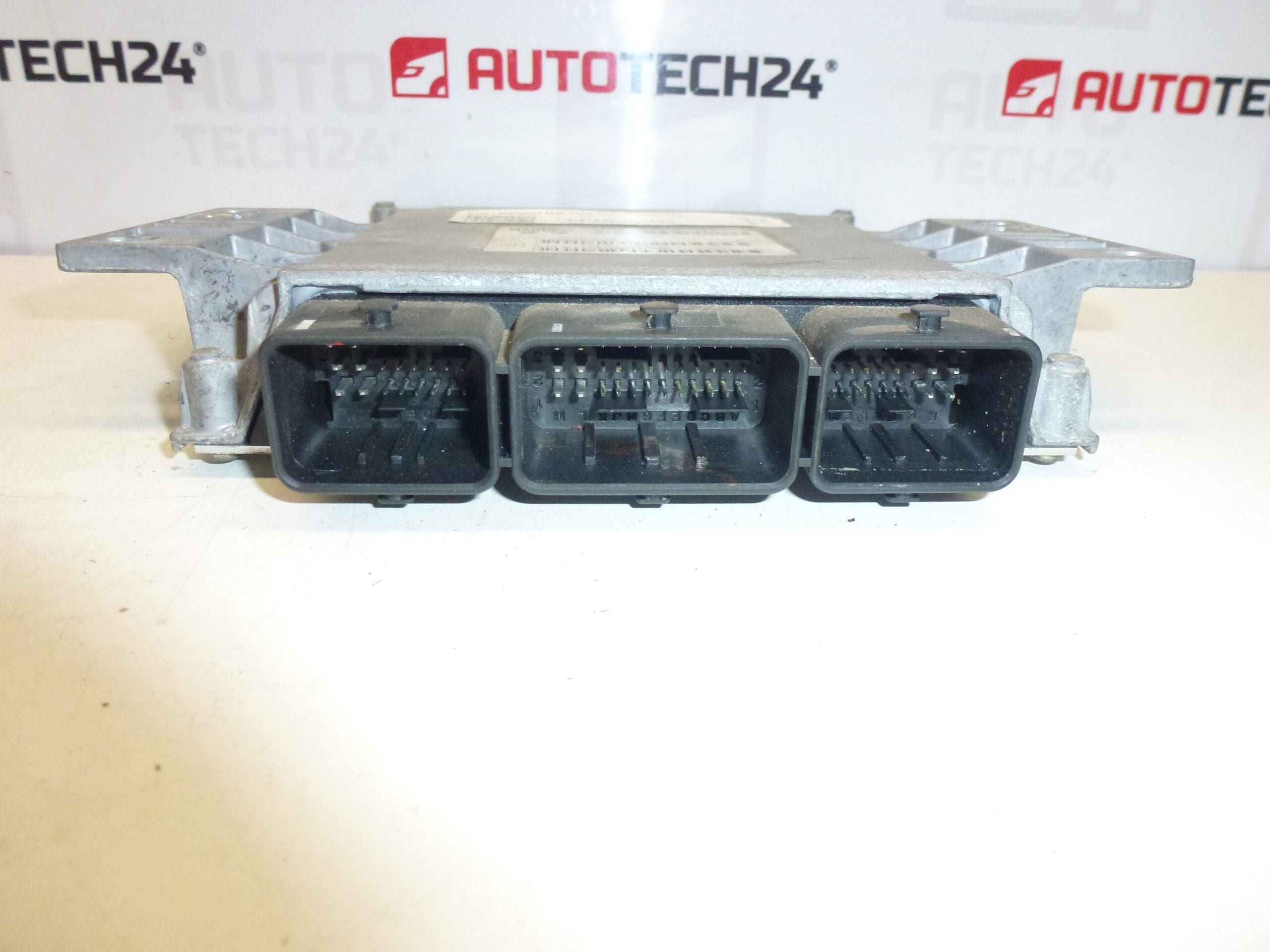 Riadiaca jednotka IAW 48P2.31 9642606280 9645279980 – Obrázok 2