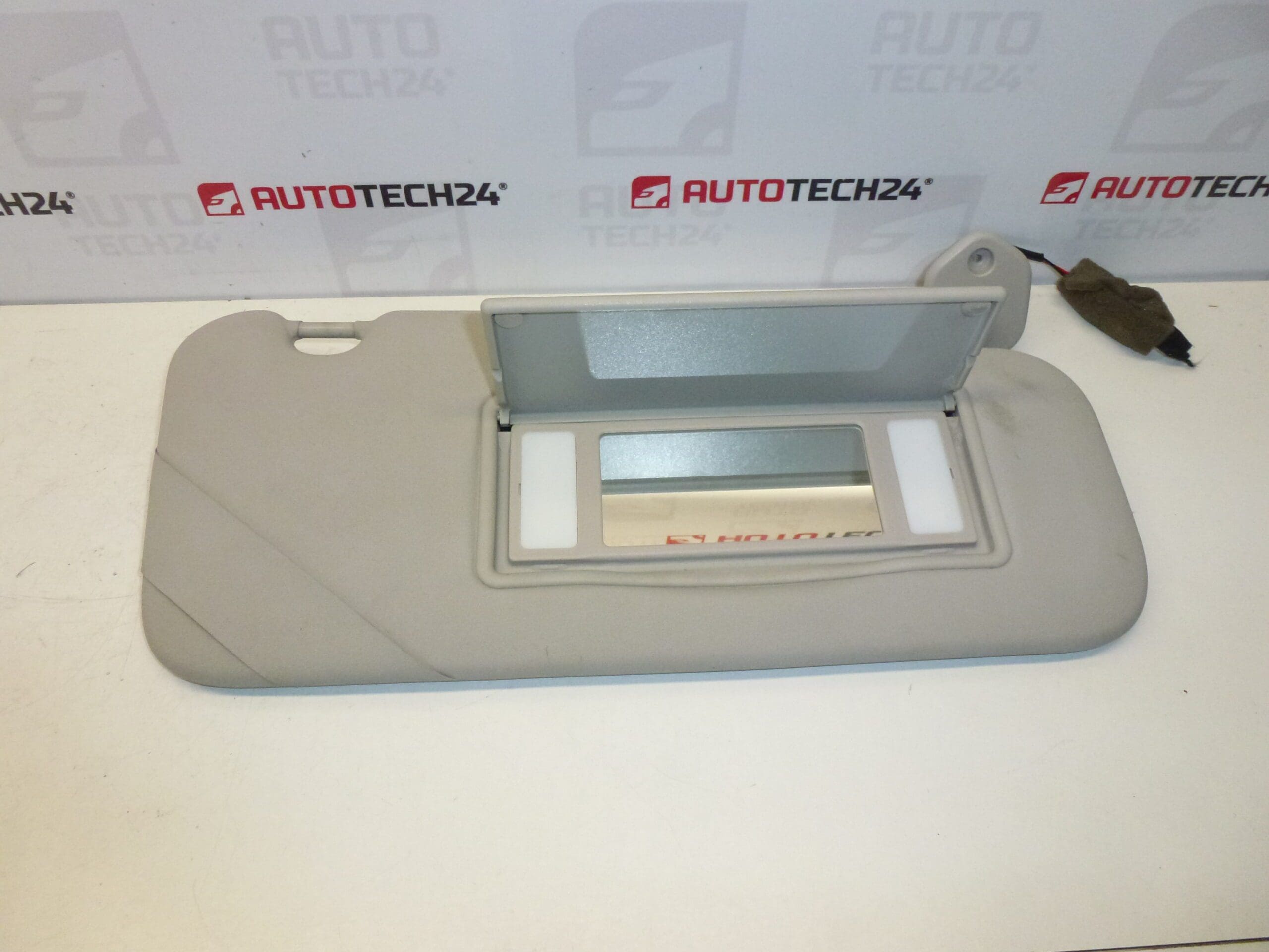 Slnečná clona Citroën C5 I II spolujazdec 8143NQ