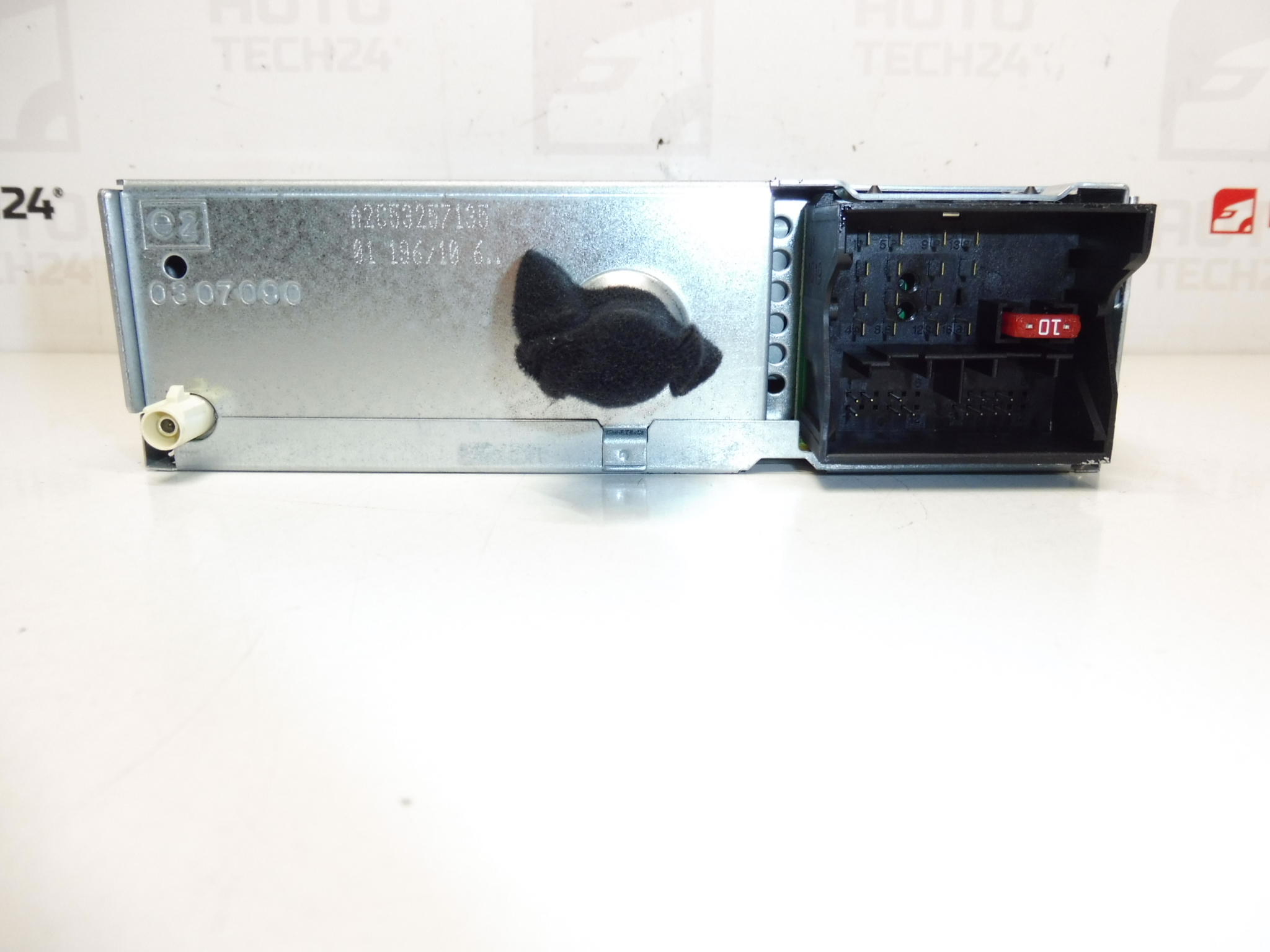 Autorádio CD Continental RD4N1M-03 Citroën Peugeot 96662669XT