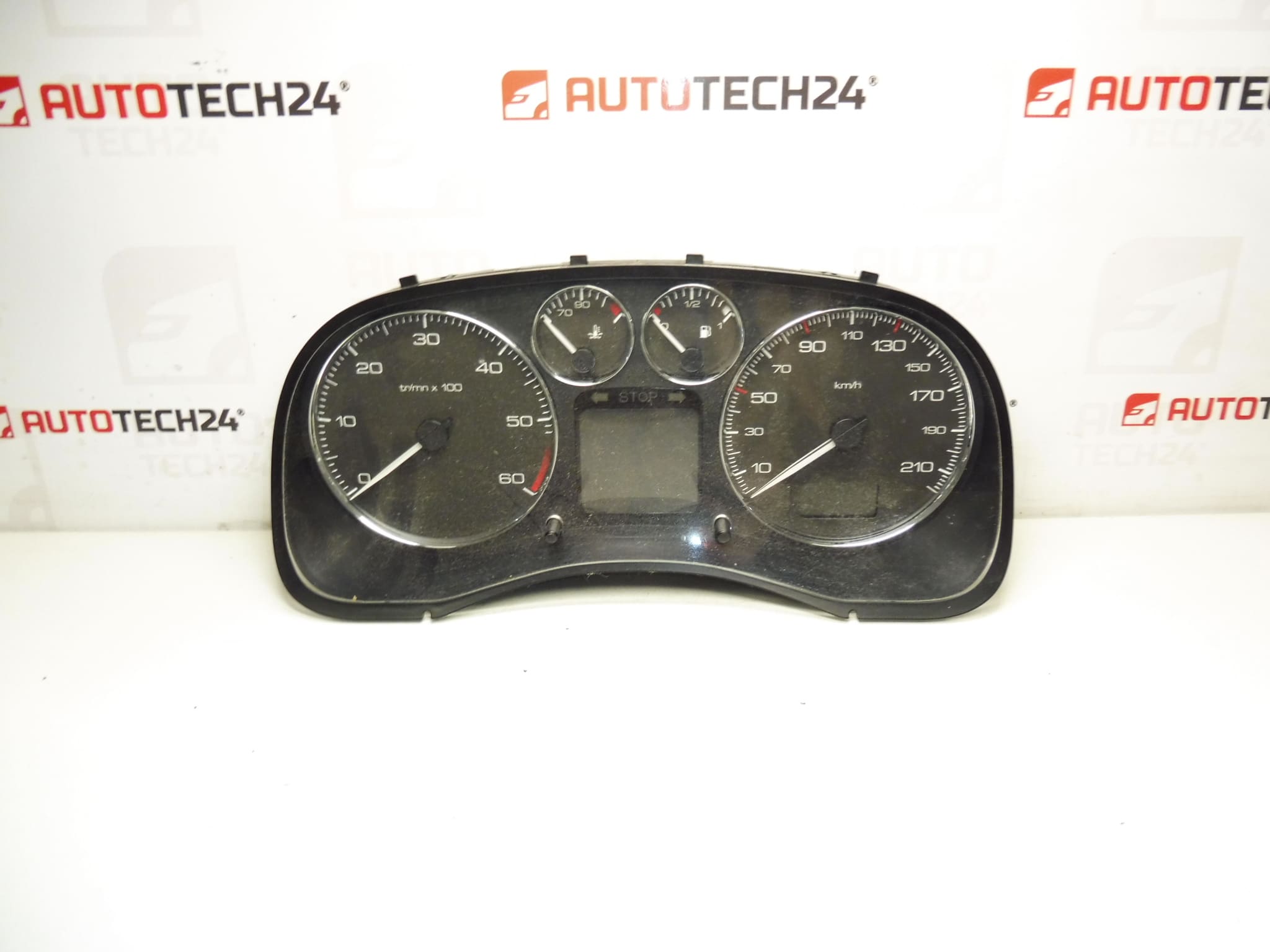 Tachometer Peugeot 307 205000 km 9660470680 E01