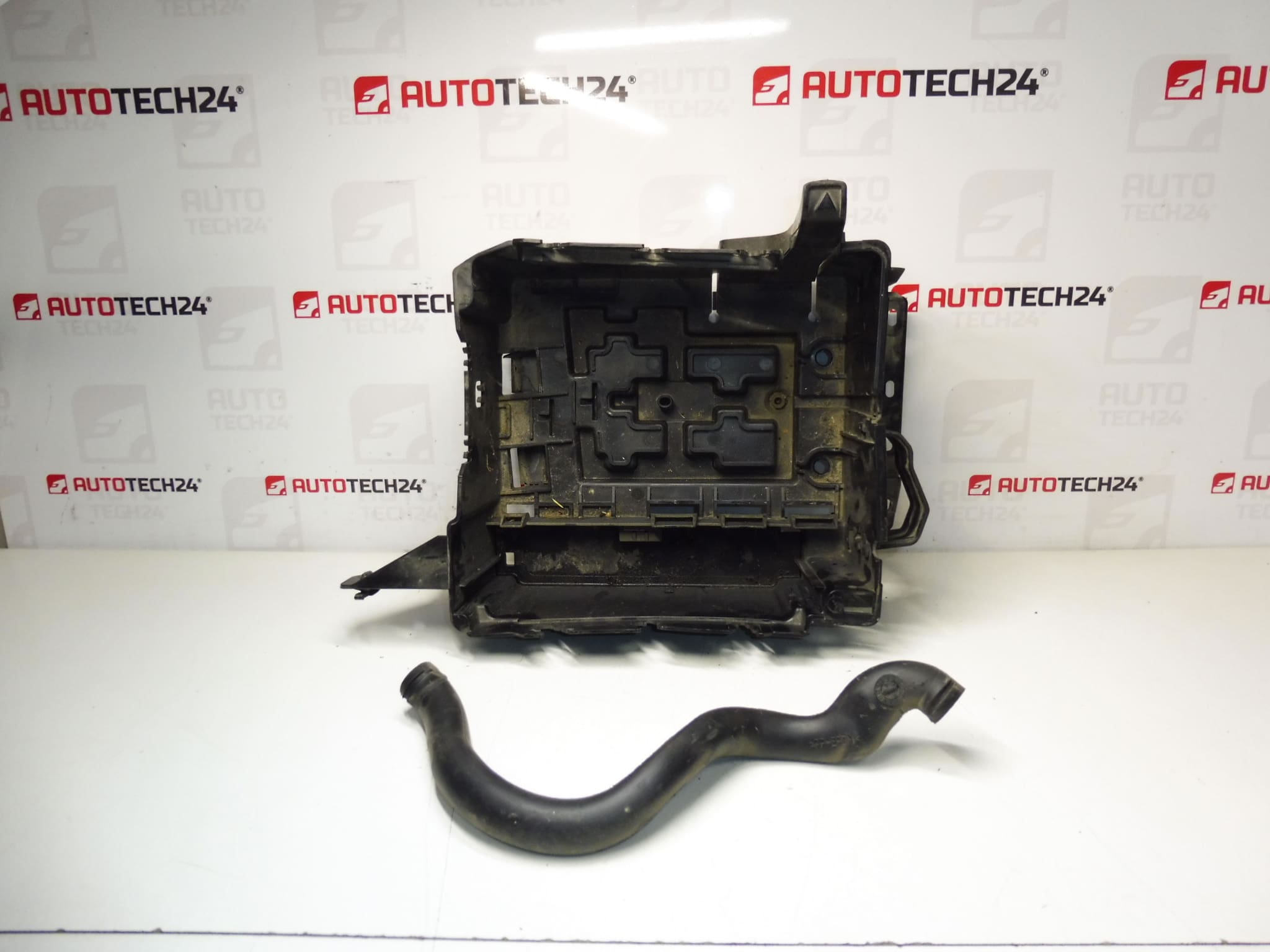 Batériový box Citroën Peugeot 9655321380 6545Y1