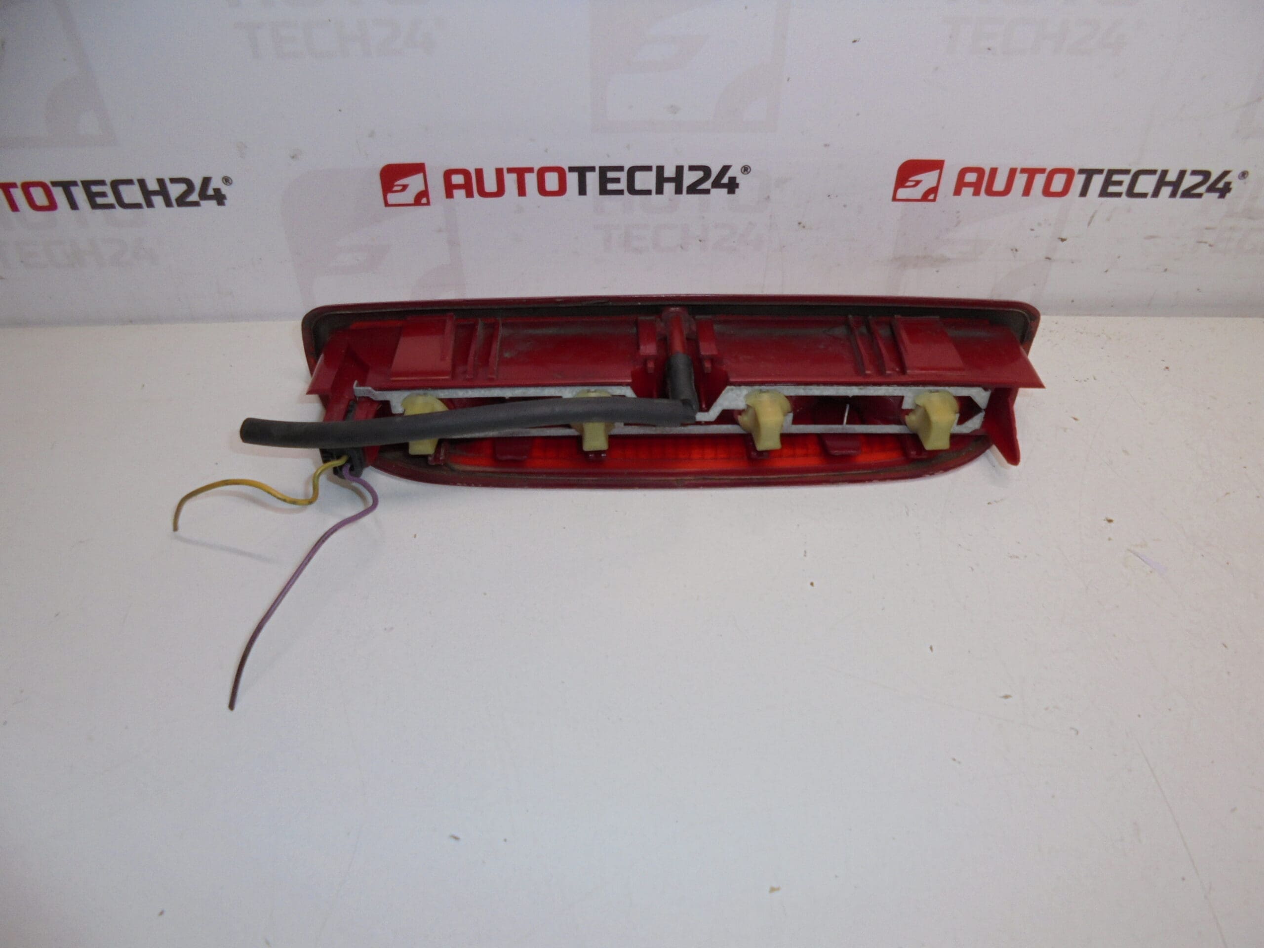 Zadné brzdové svetlo Peugeot 307 SW COMBI 6350Q2 – Obrázok 2