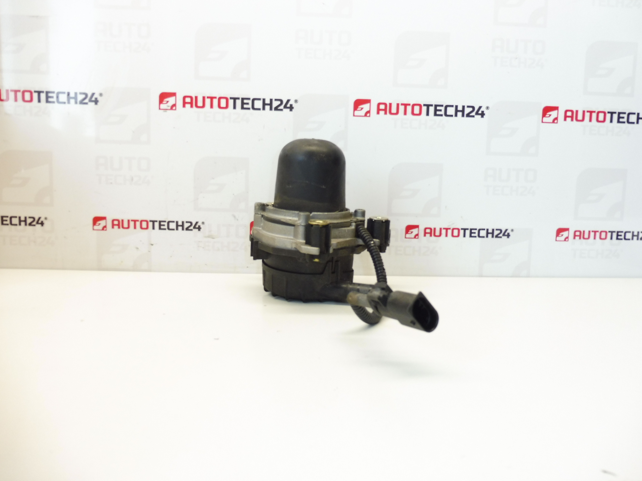 Vzduchové čerpadlo Citroën Peugeot 9653340580 1618E4