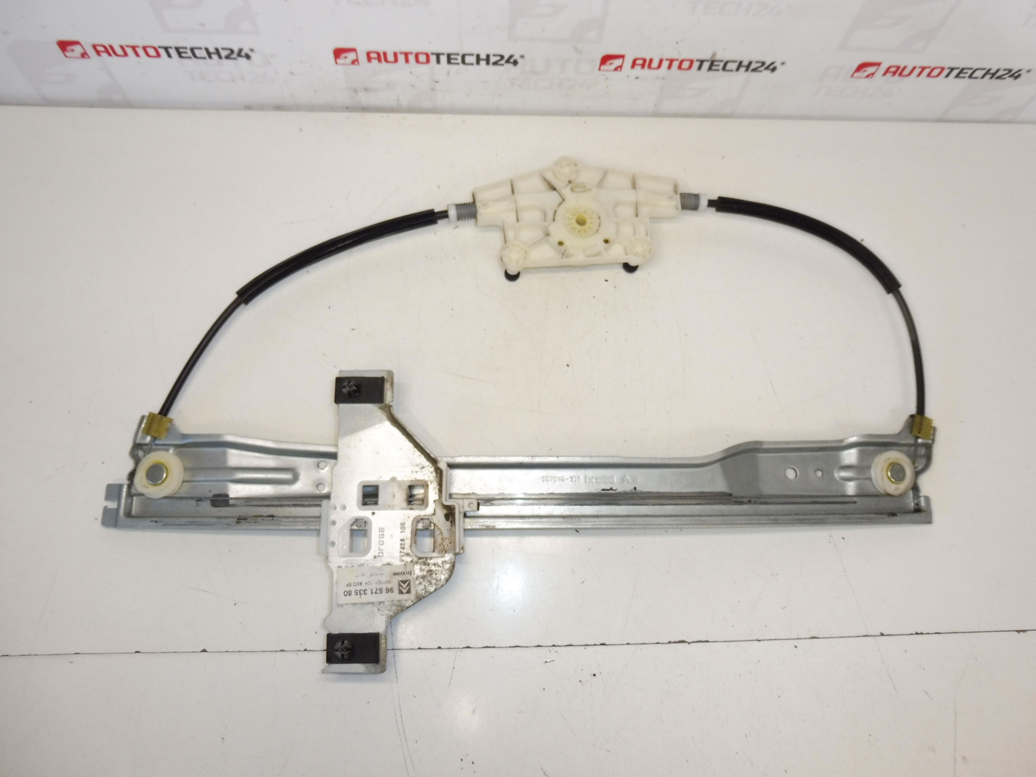 Mechanizmus pravého predného okna Citroën C4 5 dverí 9657133580 9222V0