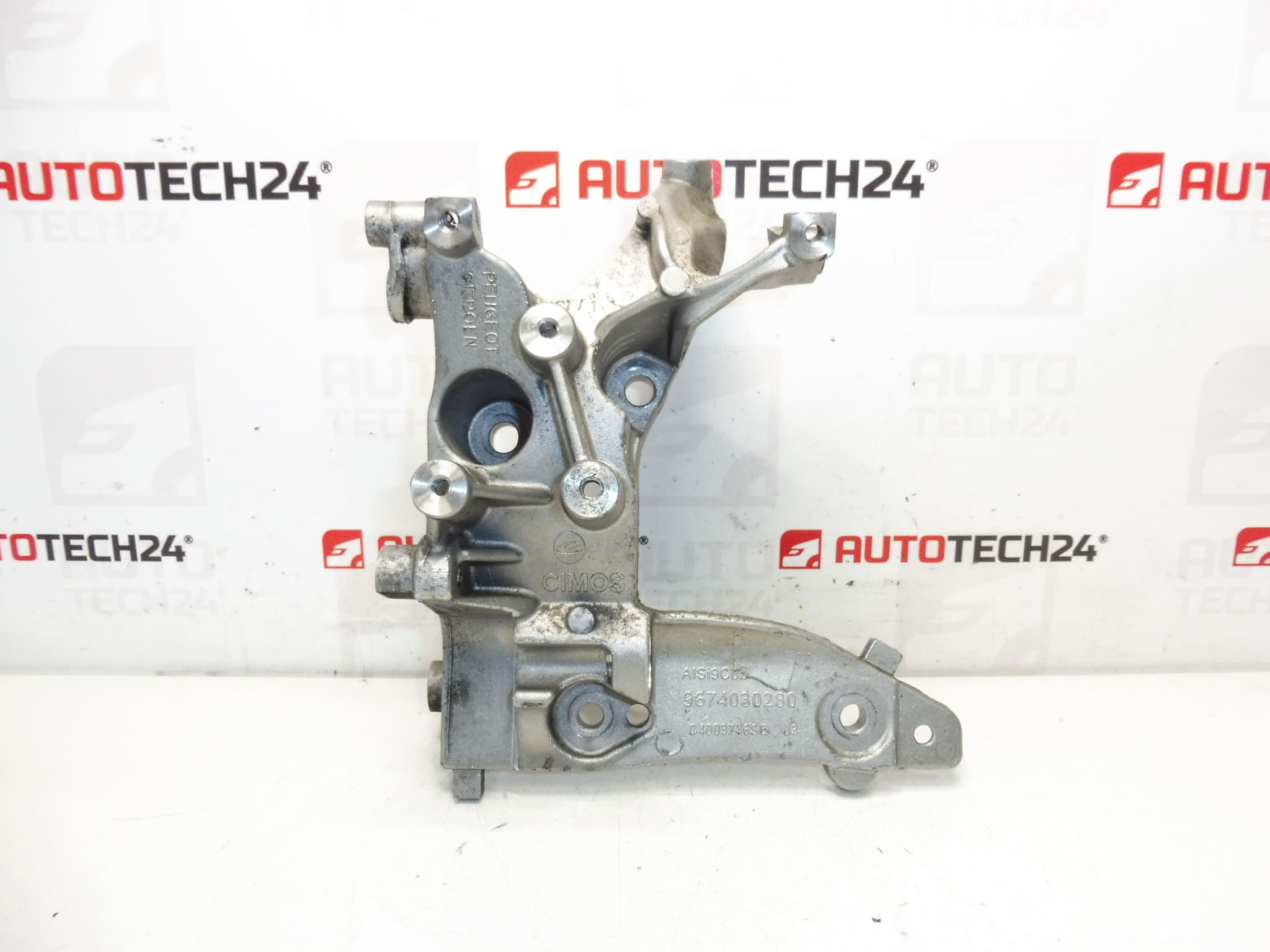 Držiak alternátora Citroën Peugeot 1.6 e-HDI 9674030280 5706P8