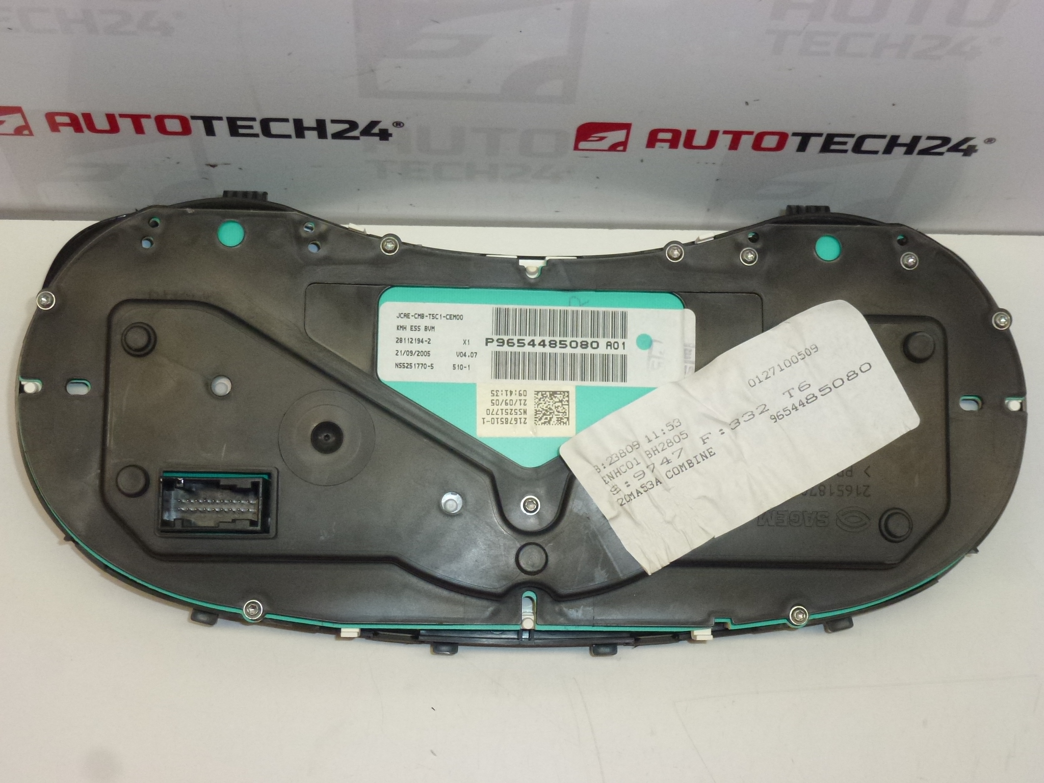 Tachometer Peugeot 307 II najeto 215000 km 9654485080 6106N0