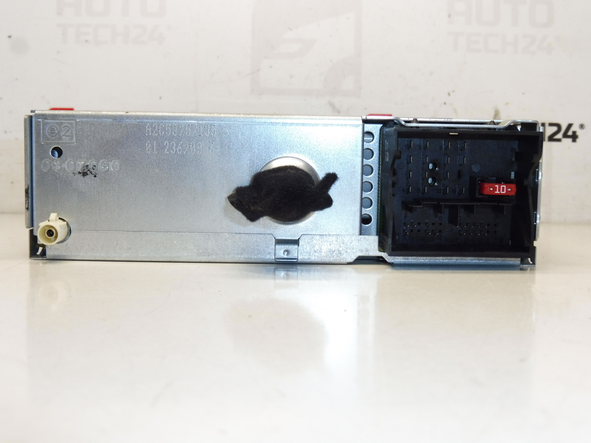 Autorádio CD MP3 Continental RD4N1M-03 Citroën Peugeot 96662669XT