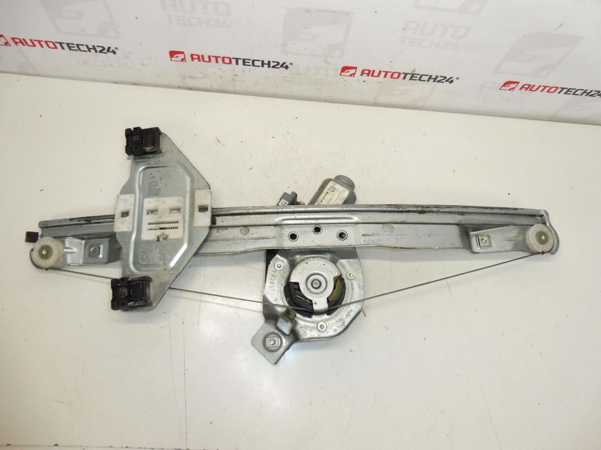 mechanizmus ľavého predného sťahovania okna Citroën C3 II A51 9221FR – Obrázok 2