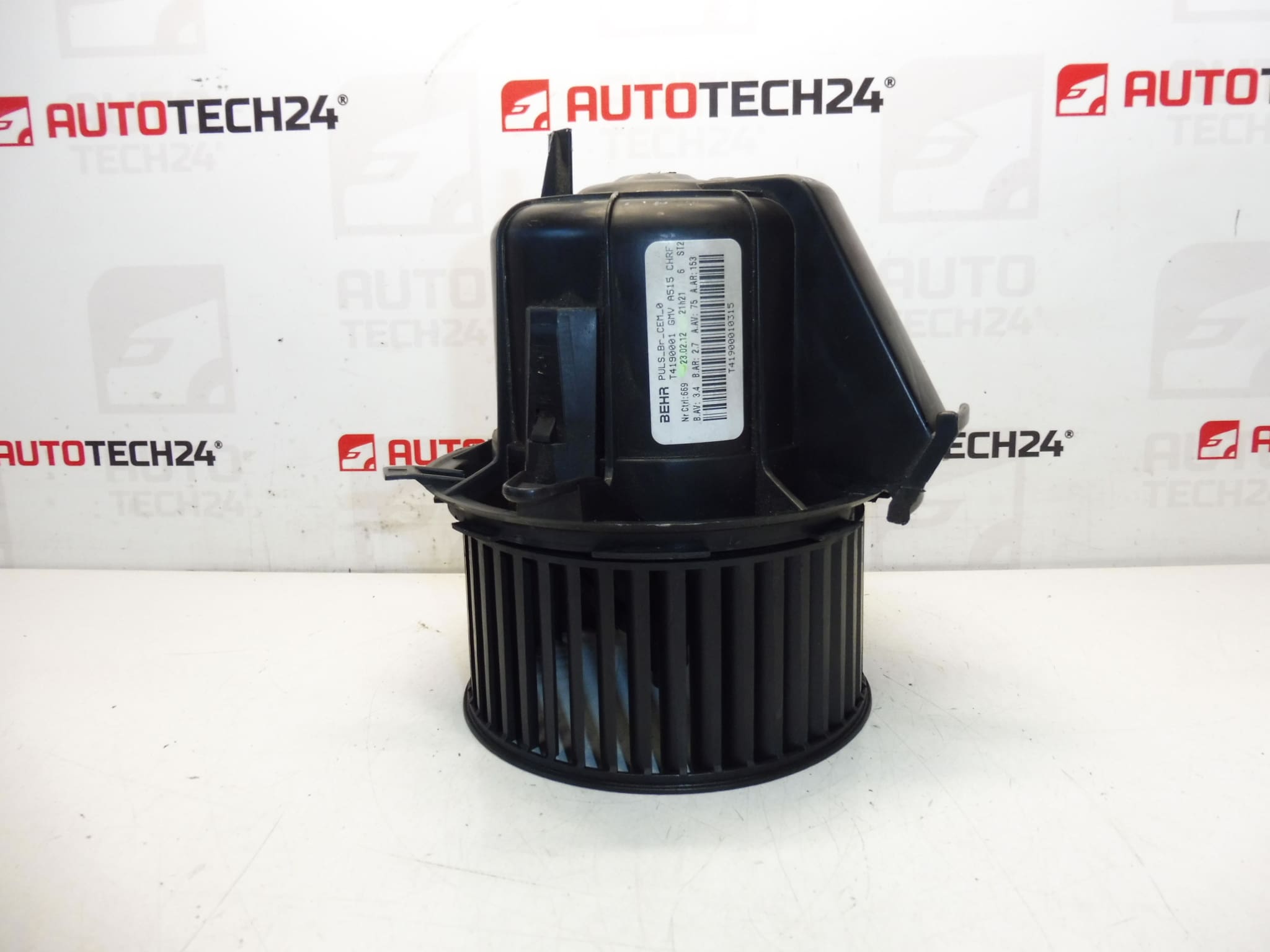 Ventilátor kúrenia Valeo Citroën Peugeot T4190001 6441CR