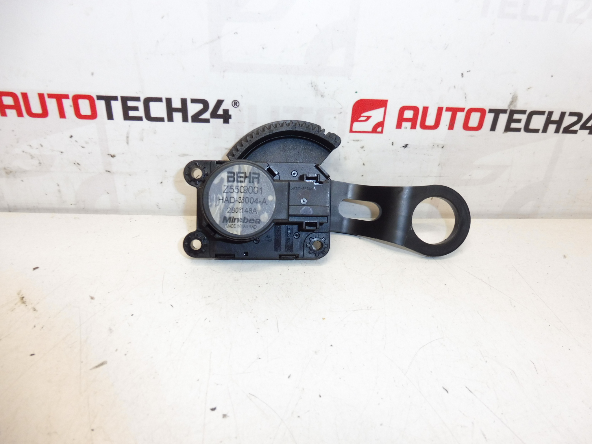 Servomotorček kúrenia BEHR Citroën Z5509001 28006148A 647998