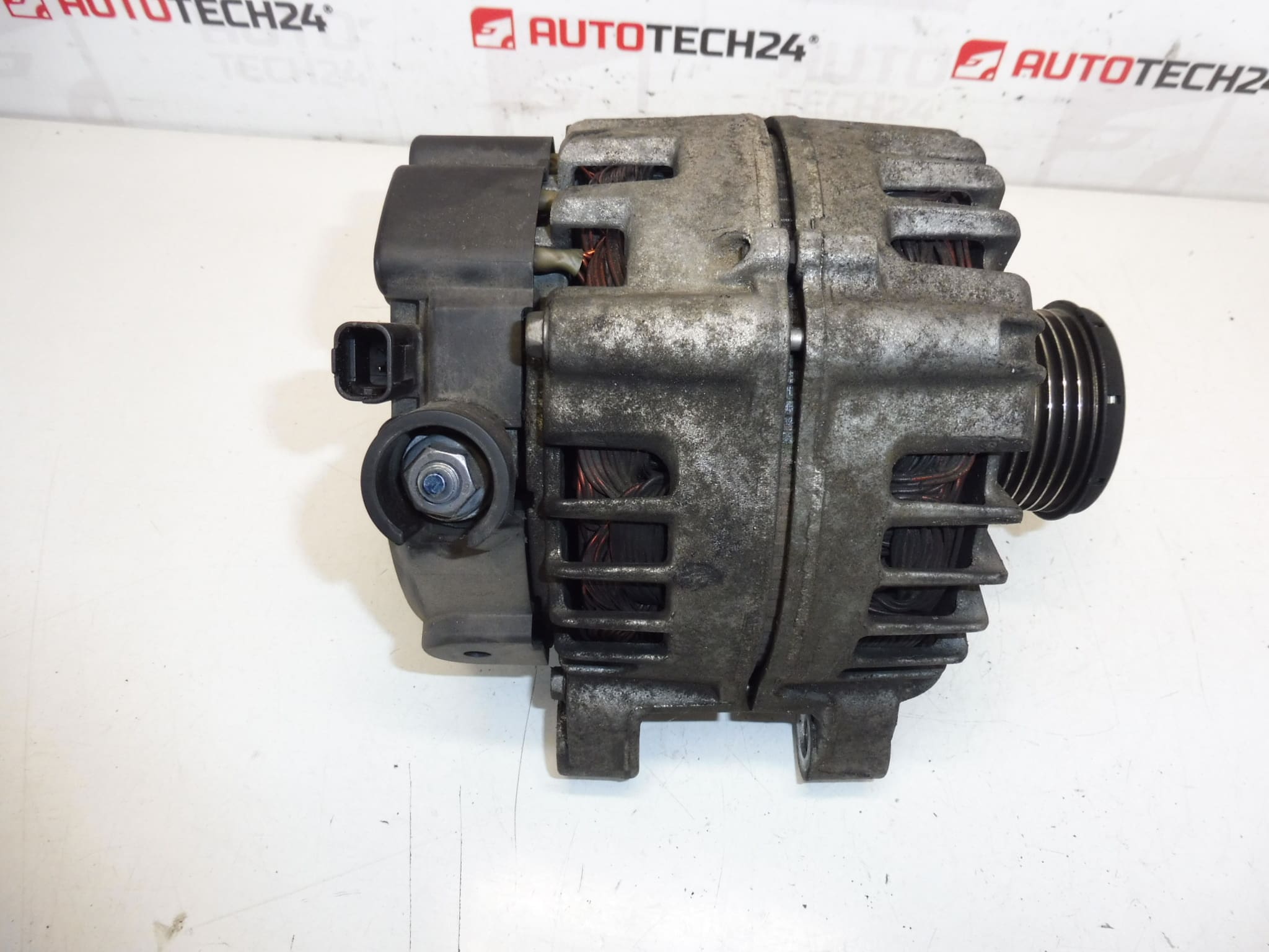 Alternátor Valeo HDI Citroën Peugeot 180A CL18 9664074280 – Obrázok 2