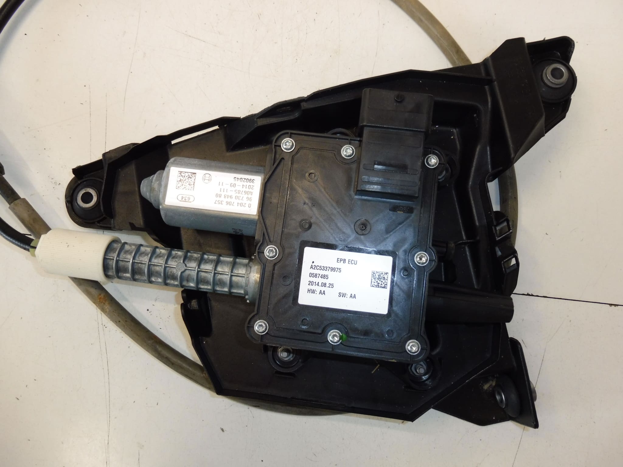 Elektronická ručná brzda Peugeot 3008 I 0204706357 9673094880 470212 – Obrázok 2