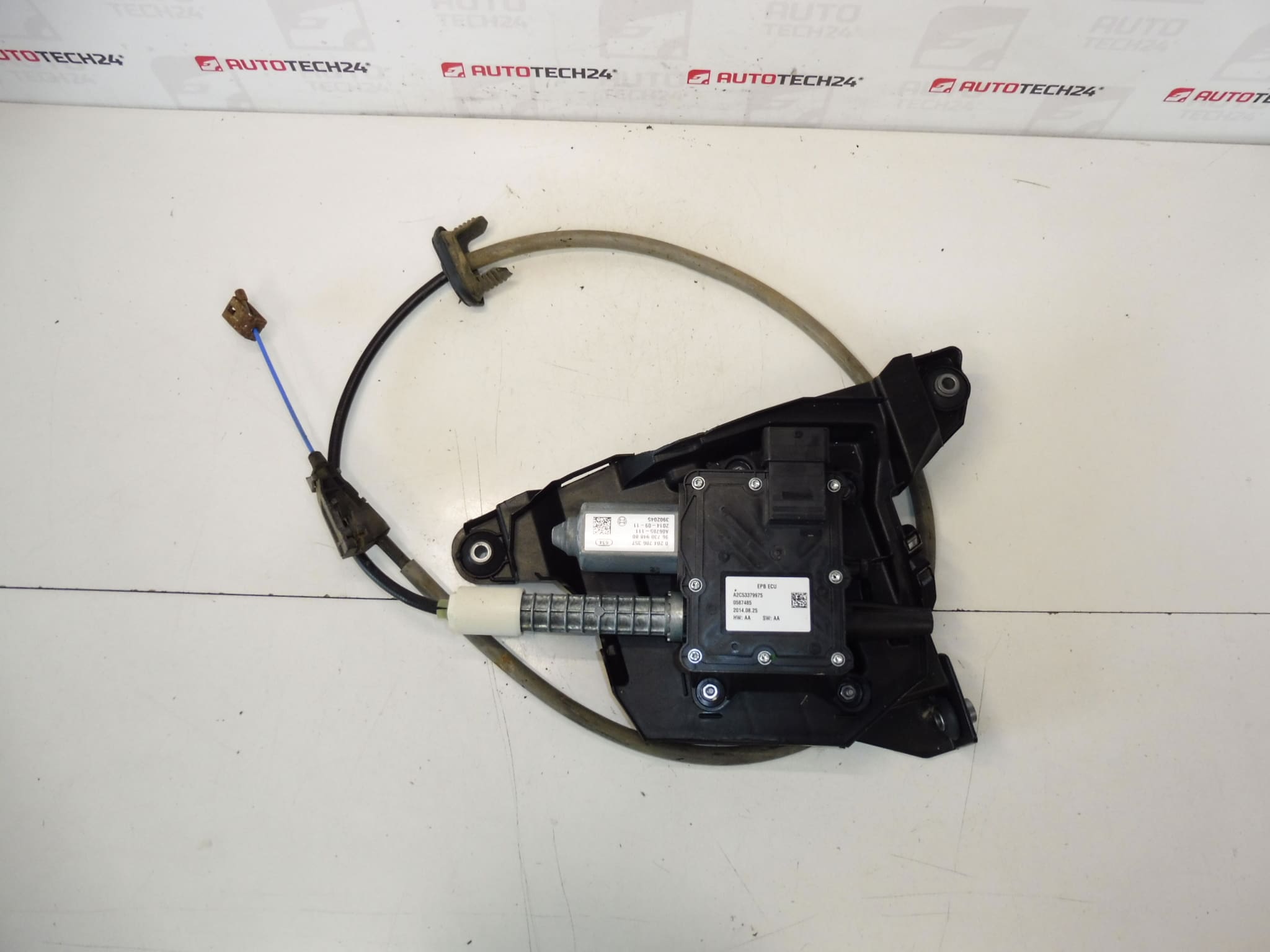 Elektronická ručná brzda Peugeot 3008 I 0204706357 9673094880 470212