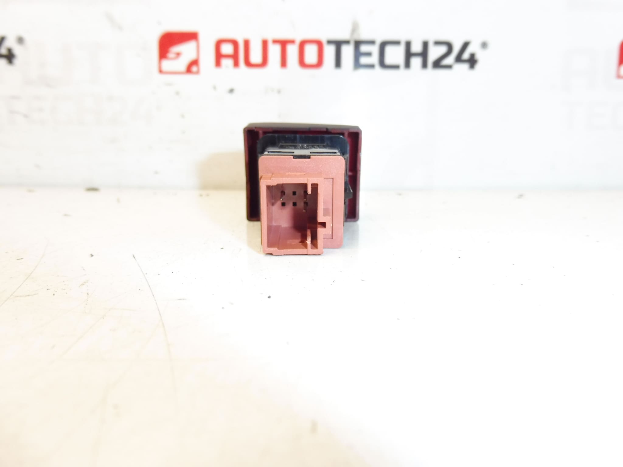Ovládač výstražných svetiel Peugeot 3008 5008 96652440ZD – Obrázok 2