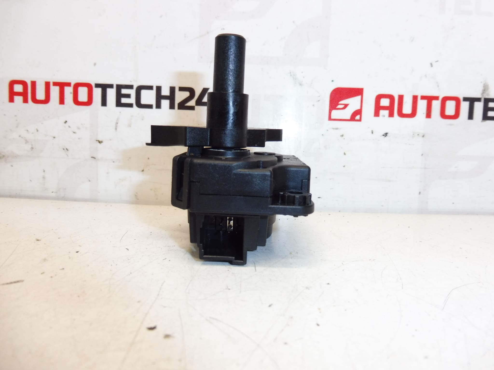 Servomotor kúrenia BEHR Citroën Z5509001 2706148A 647995 – Obrázok 2