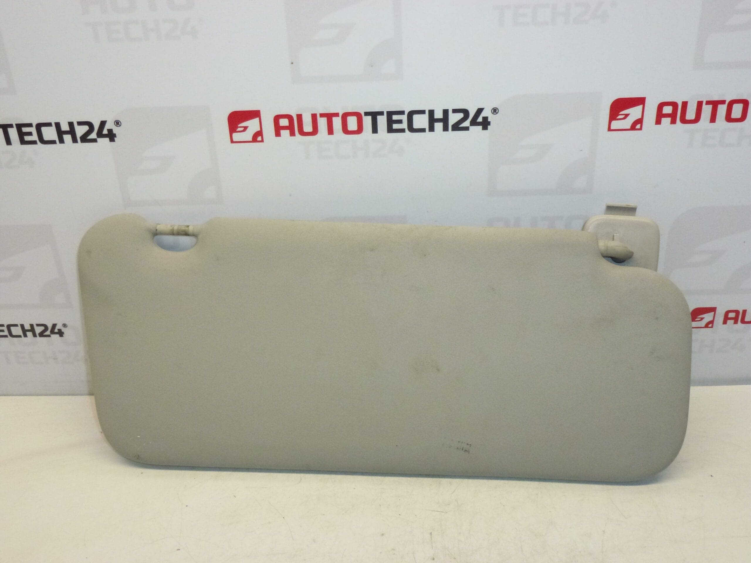 Slnečná clona vodiča Peugeot 407 ľavá 8143NZ