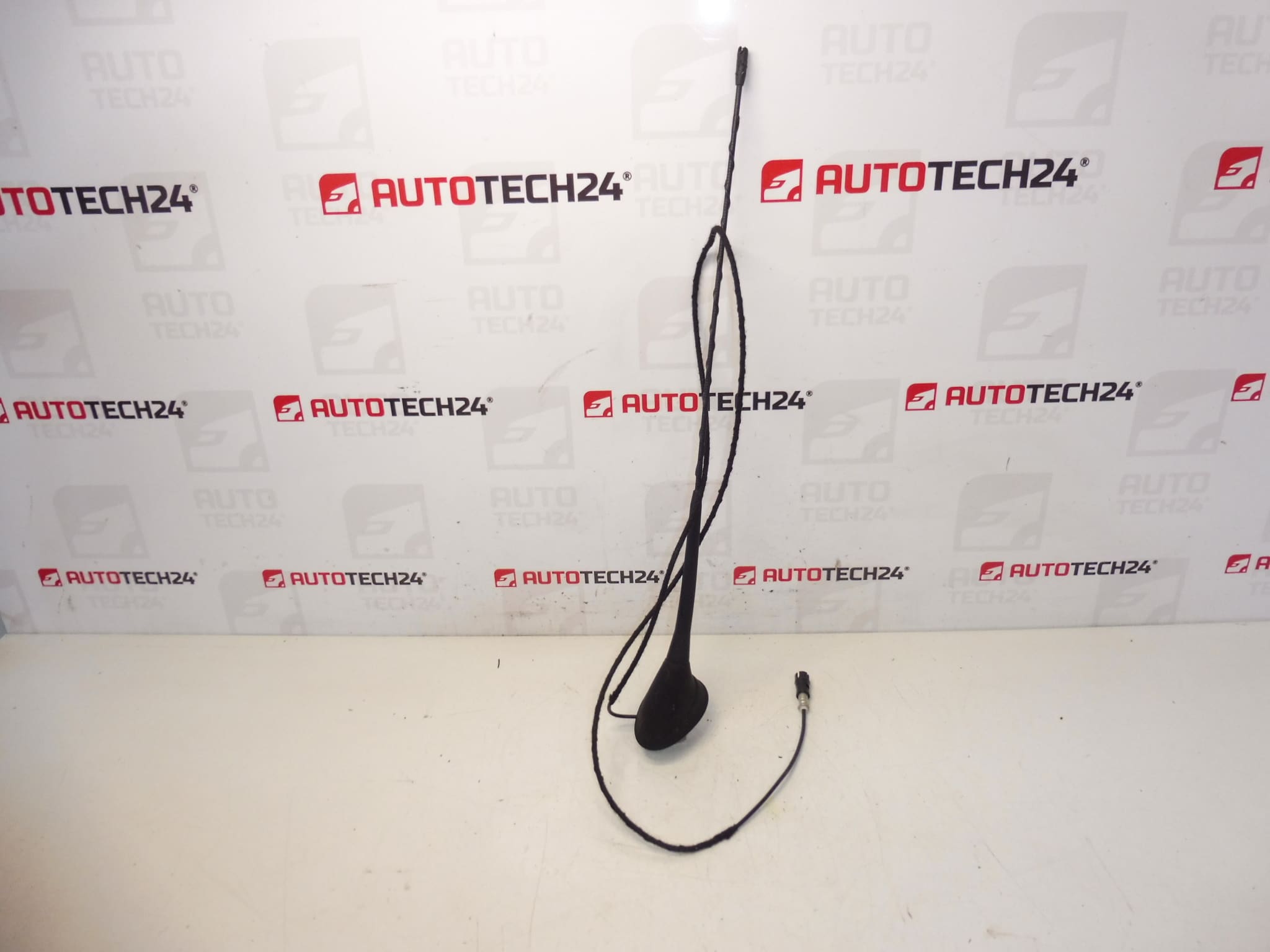 Anténa Peugeot 207 9674768780 6587H9 6587J0