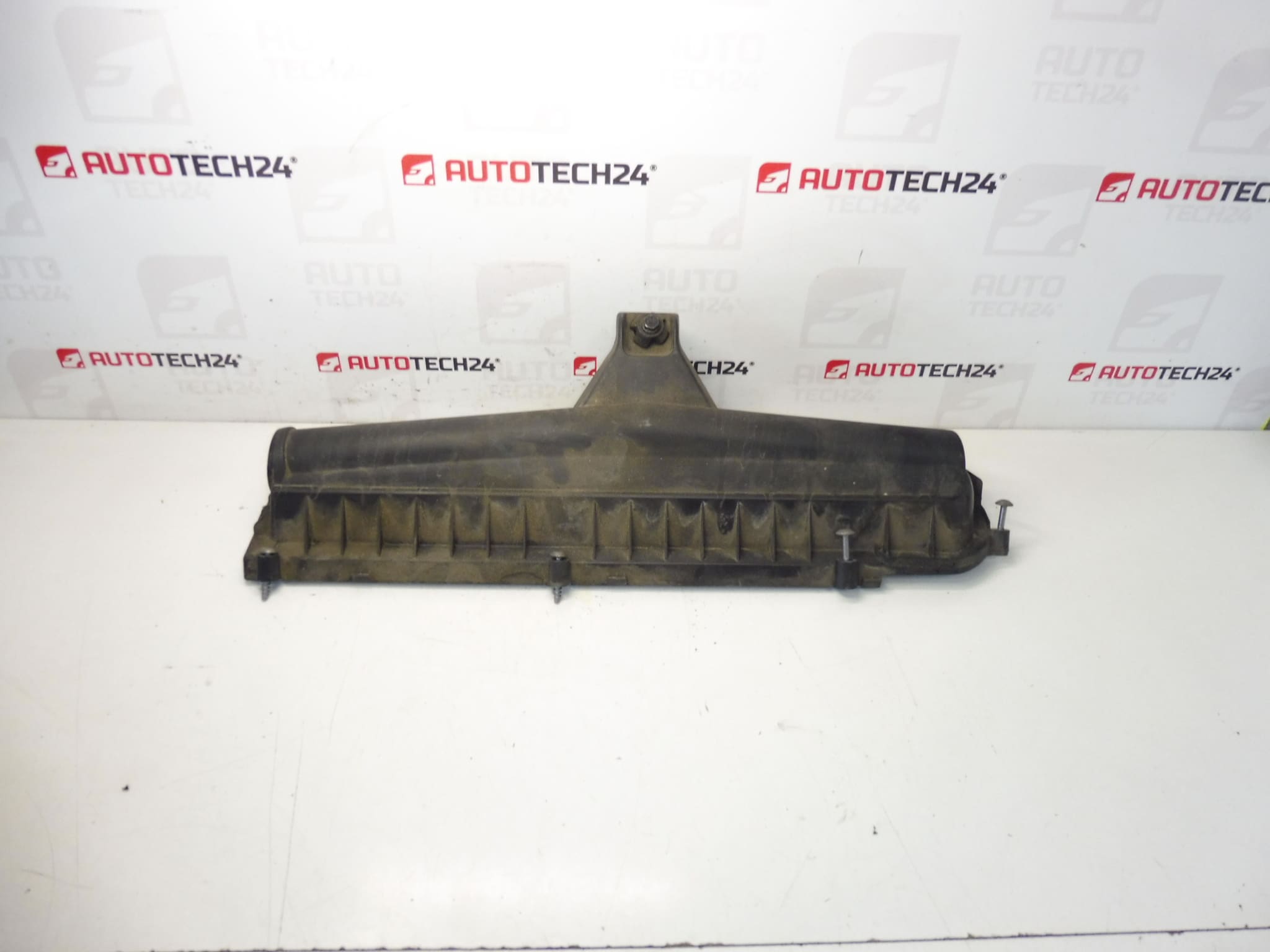 Veko filtrboxu 1.4 VTI 1.6 VTI Citroën Peugeot V753482480 1420T5
