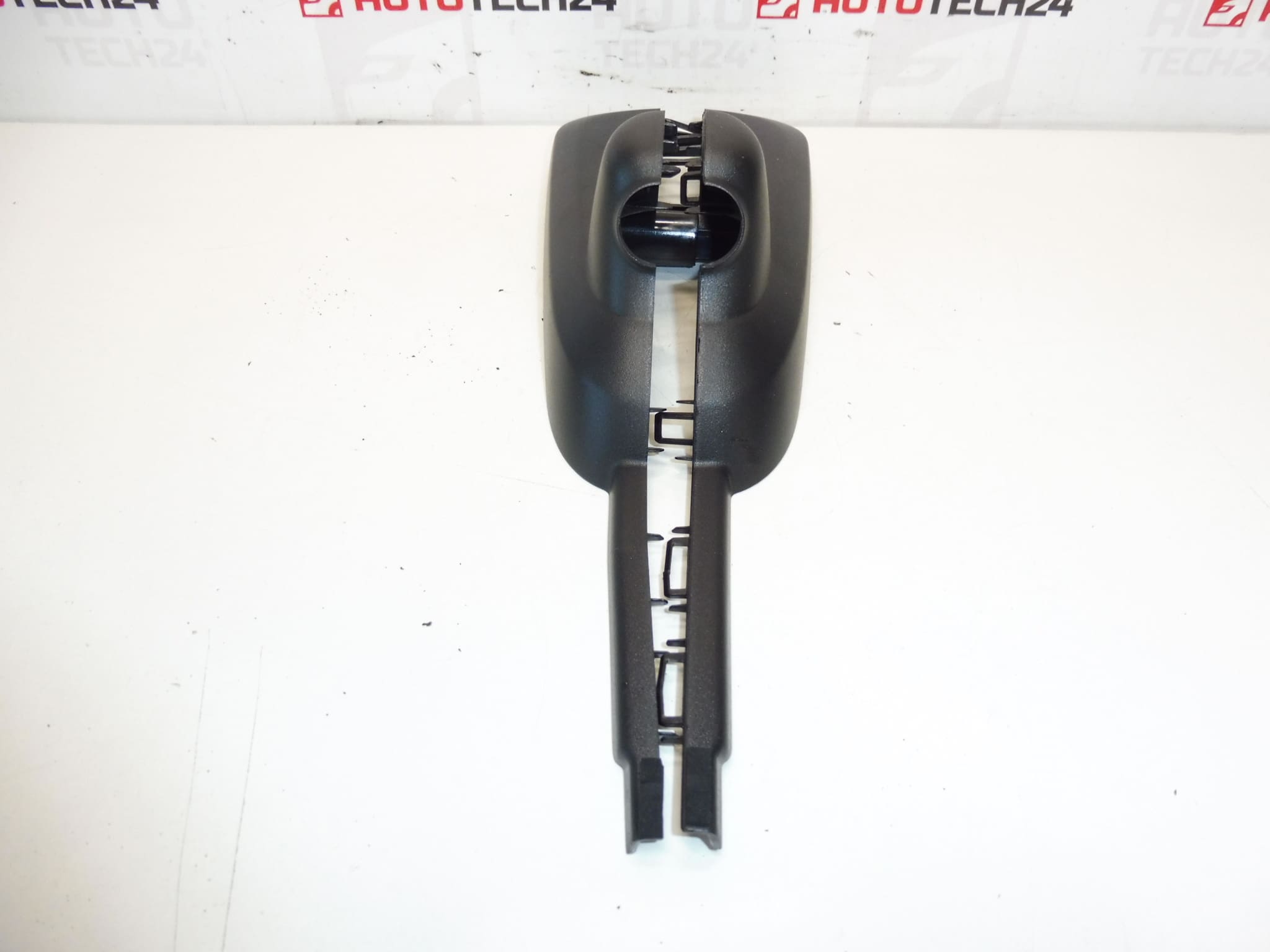 Kryt vnútorné spätné zrkadlo Peugeot 3008 a 5008 8153XT 8153XV