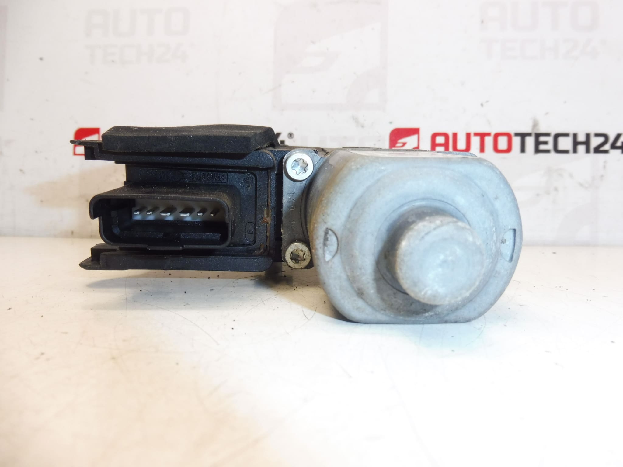 Motor sťahovania pravého zadného okna Peugeot 308 9680617480 9675466680 9224F0 – Obrázok 2