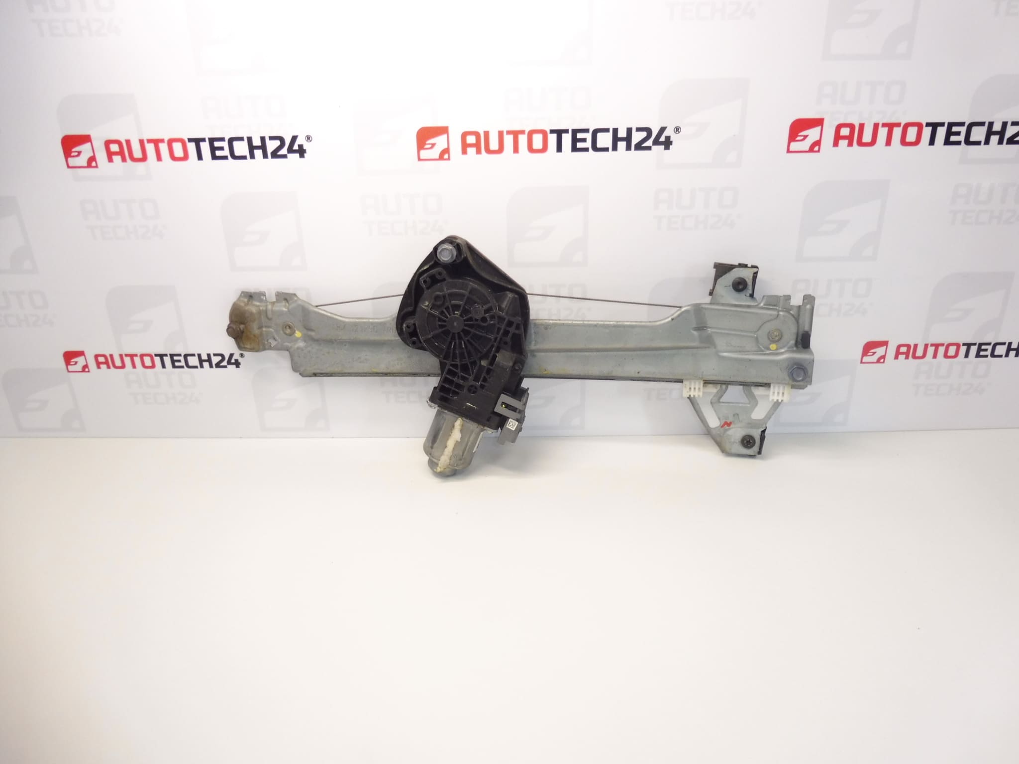 Sťahovanie pravého zadného okna Citroën C4 B7 9820885080 9224H4