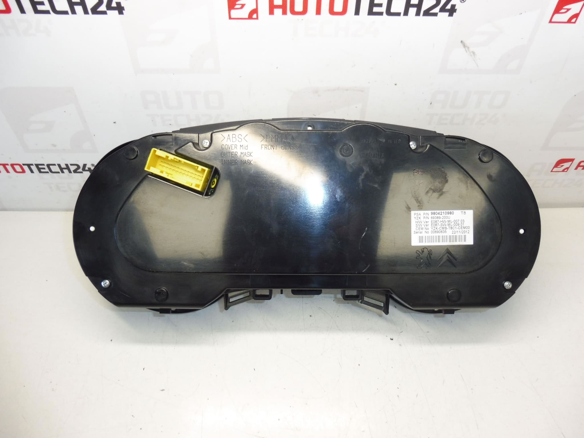 Tachometer 144000km Peugeot 3008 5008 9804210980 980462780 – Obrázok 2