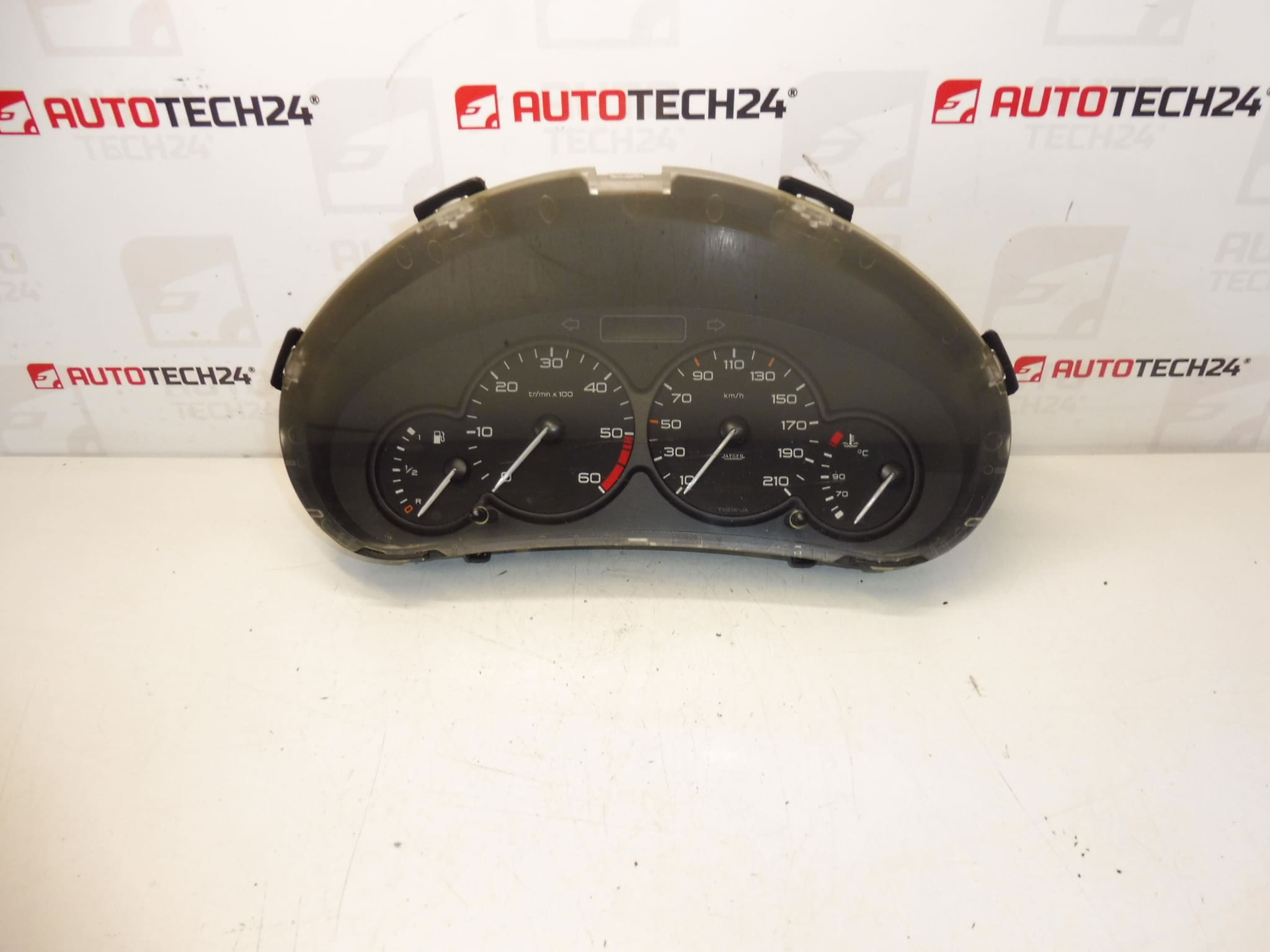 Tachometer 176 tisíc km Peugeot 206 9648836380 6104TX
