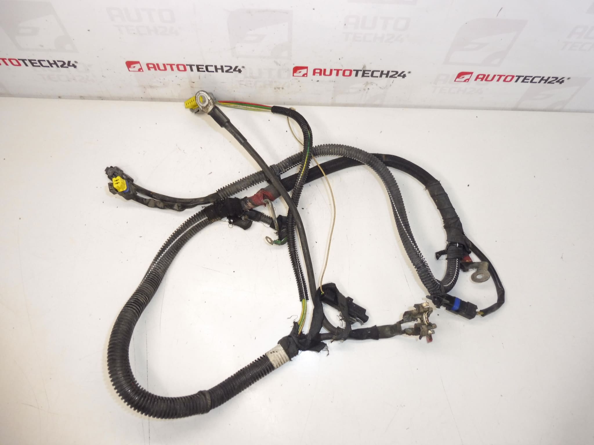 Zväzok kladný Citroën Peugeot 2.0HDI 9658054180 5642LP