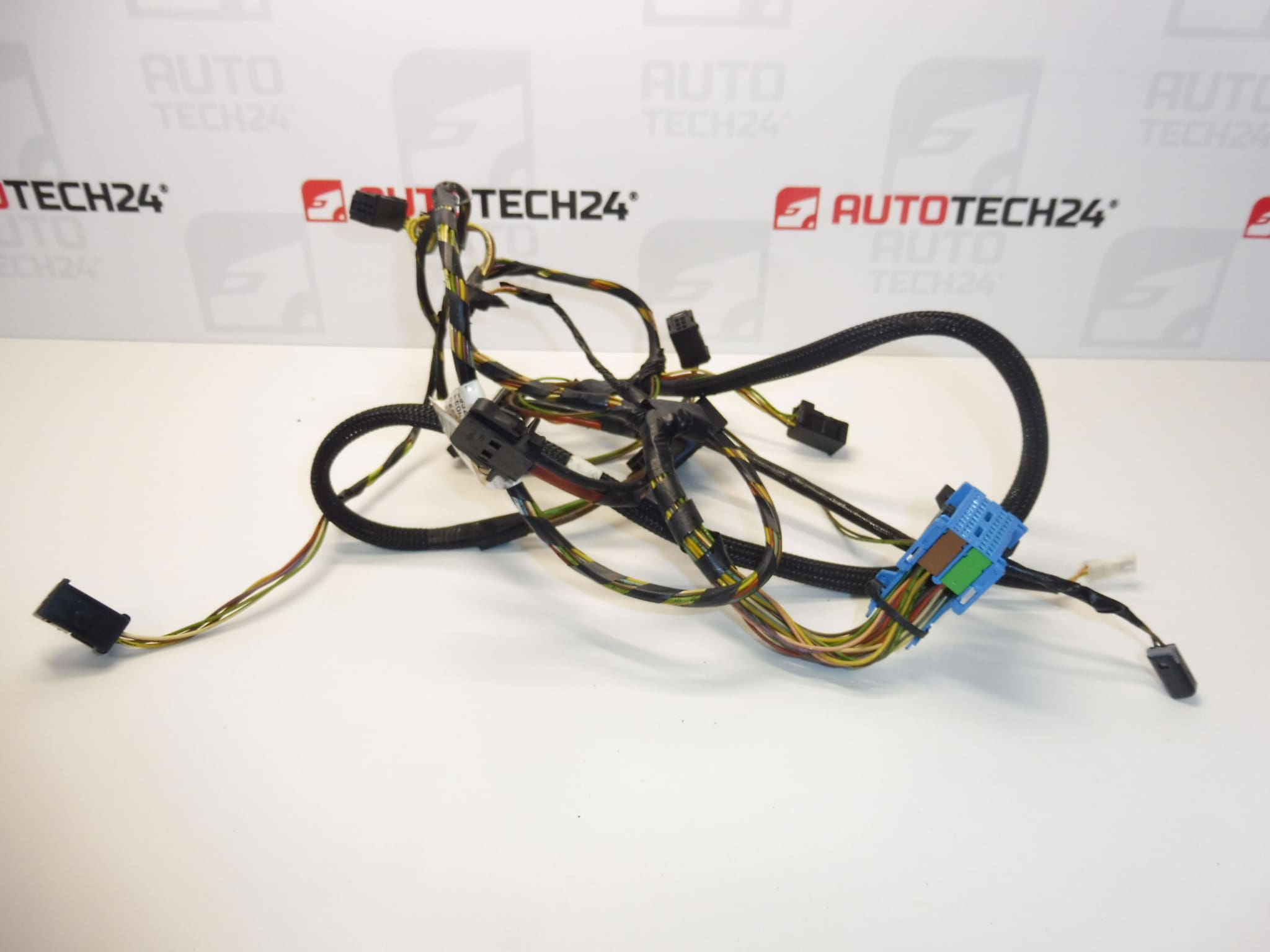 Zväzok klimatizácie Citroen C4 B7 T1008911F 6436N7 – Obrázok 2
