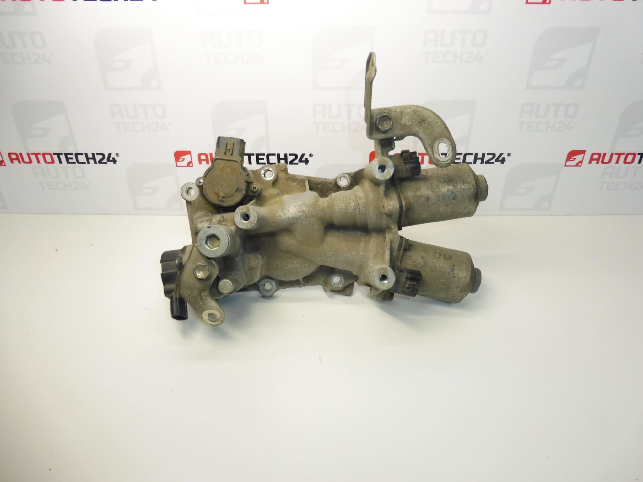 Akčný člen riadenej prevodovky Citroën Peugeot 1607835380 1614171680