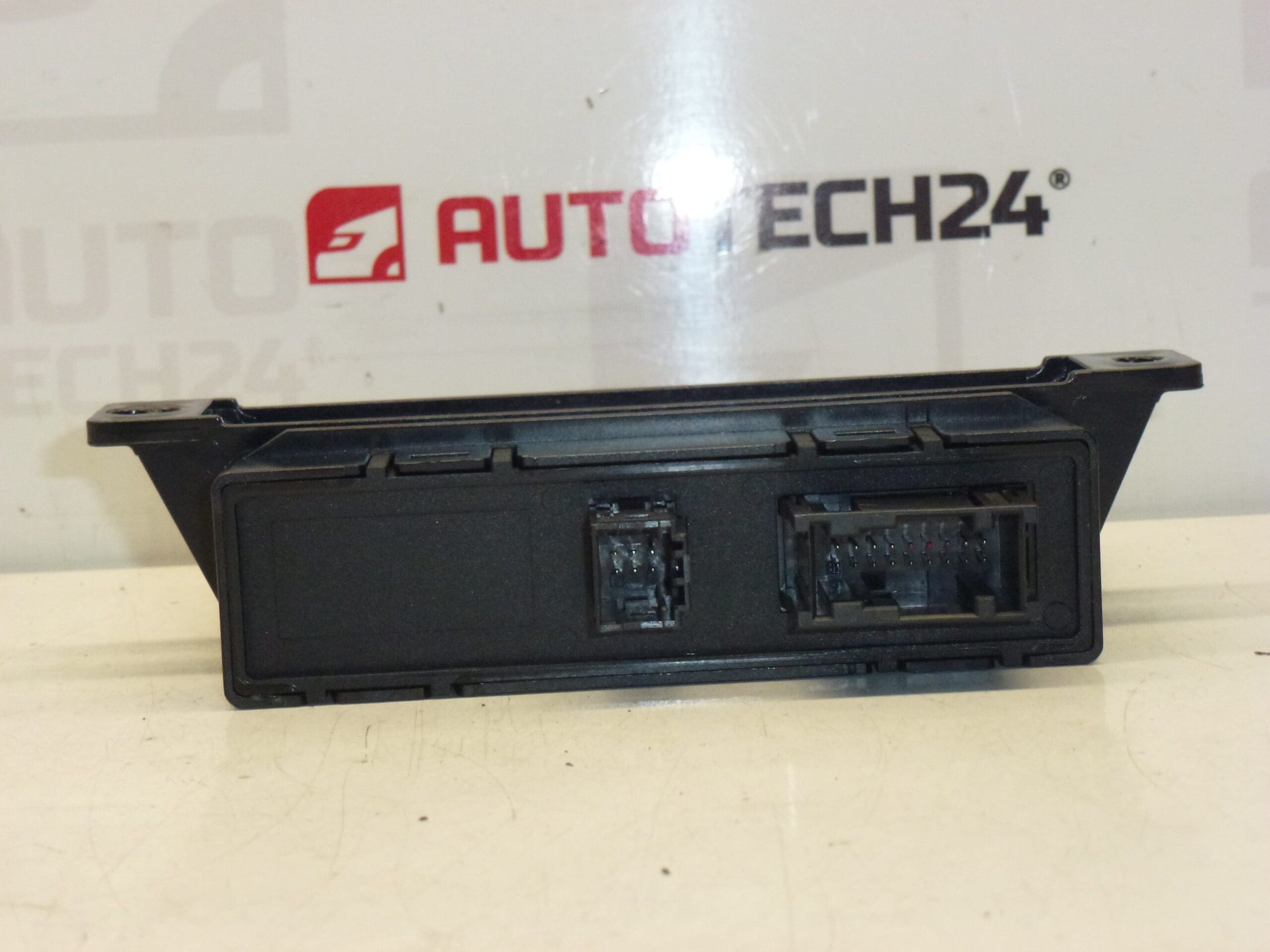 ECU PDC Peugeot 407 9656174280 9659350680 – Obrázok 2