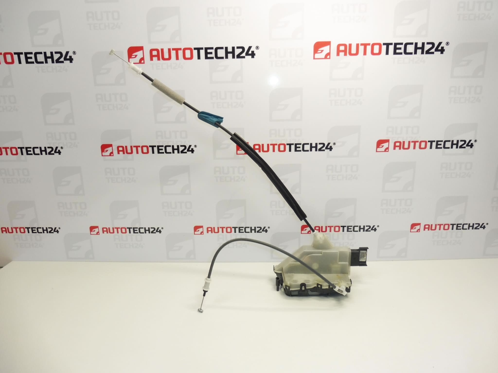 Zámok dverí spolujazdca Citroën Peugeot 9816343380